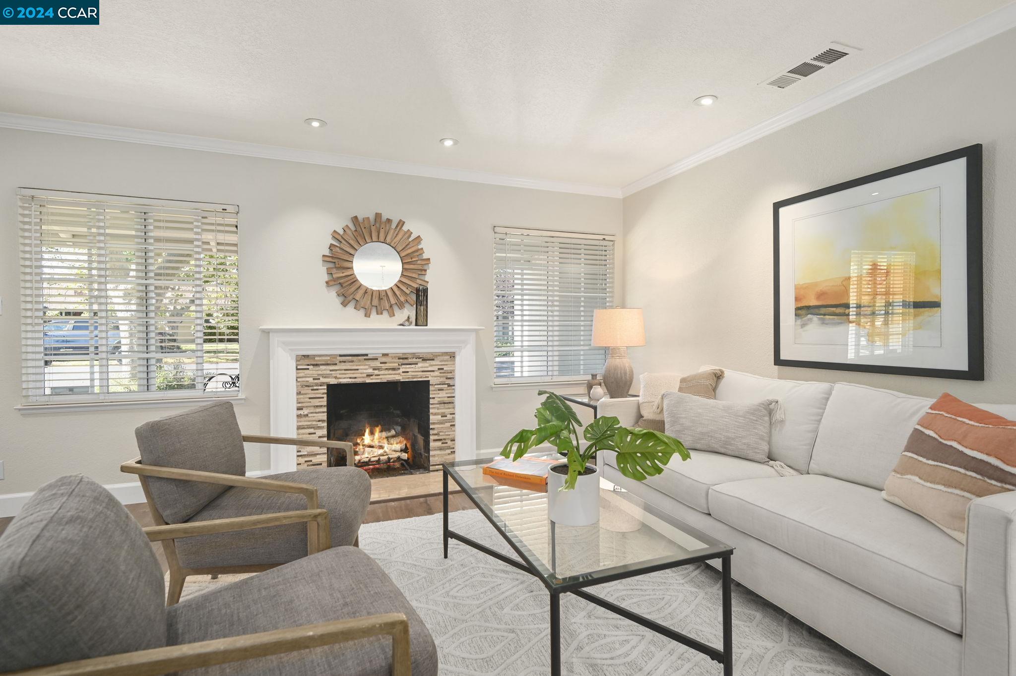 194 Cynthia Dr