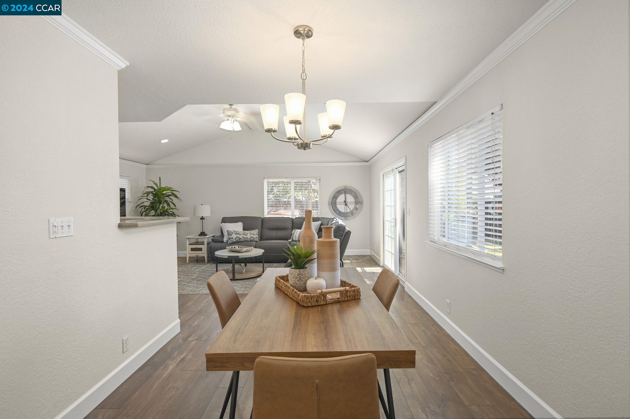 194 Cynthia Dr