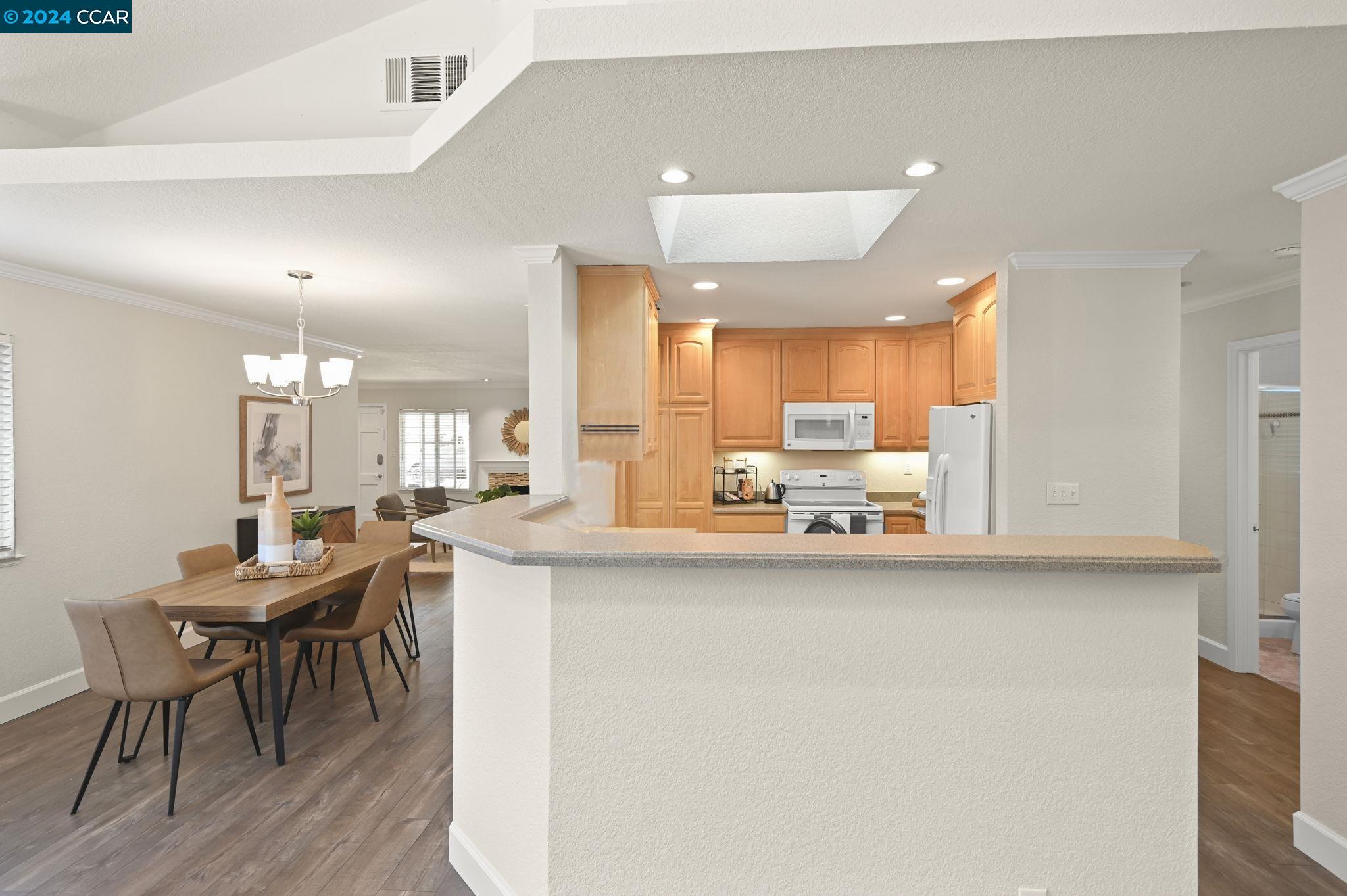 194 Cynthia Dr