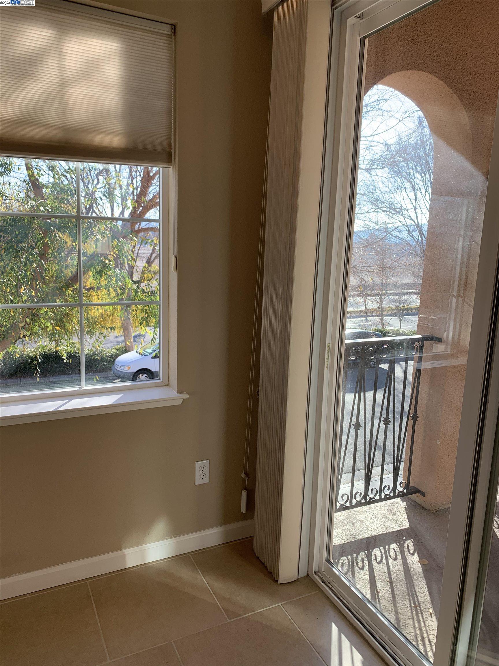 574 Dovecote Ln # 2