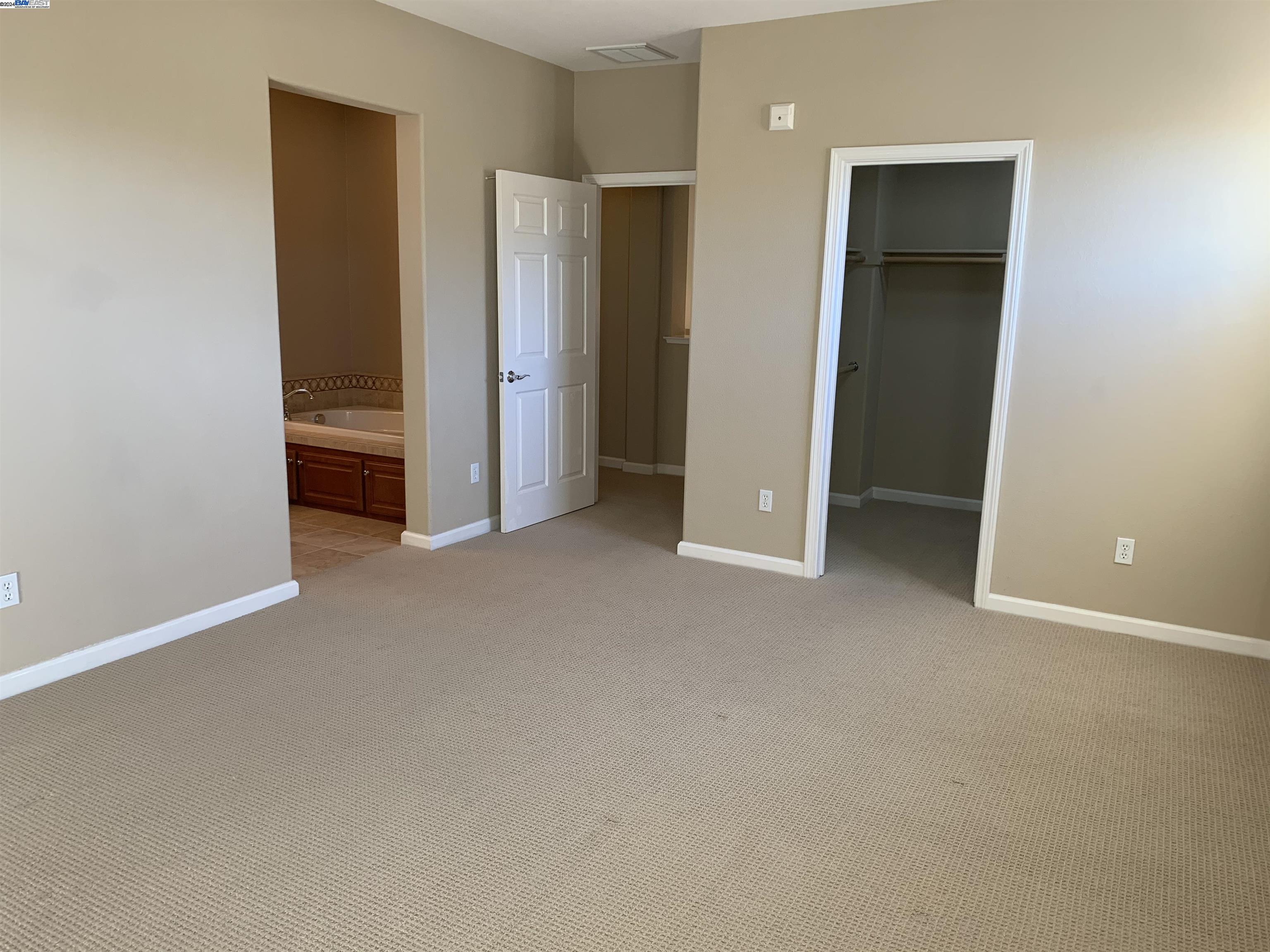 574 Dovecote Ln # 2