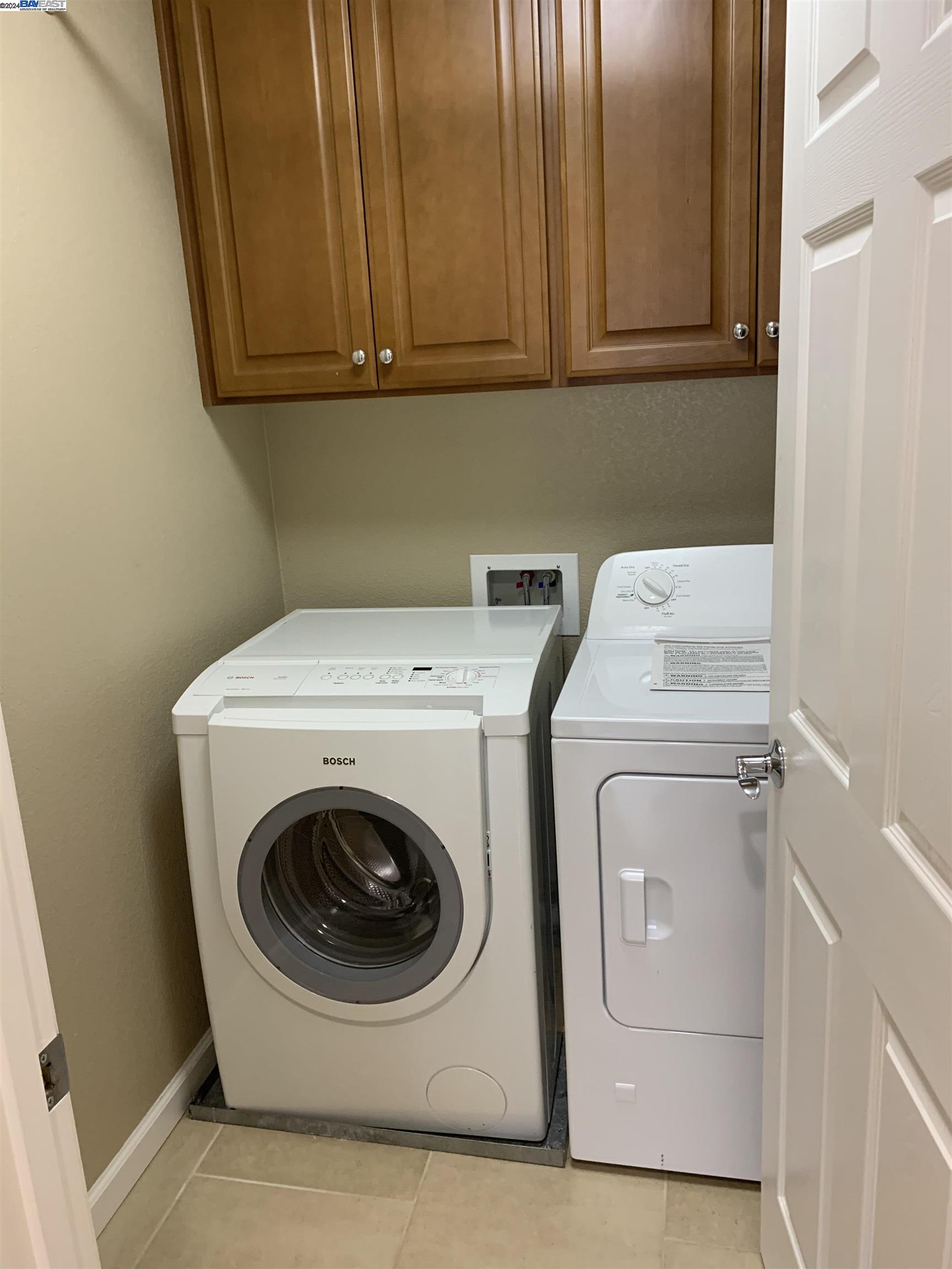574 Dovecote Ln # 2