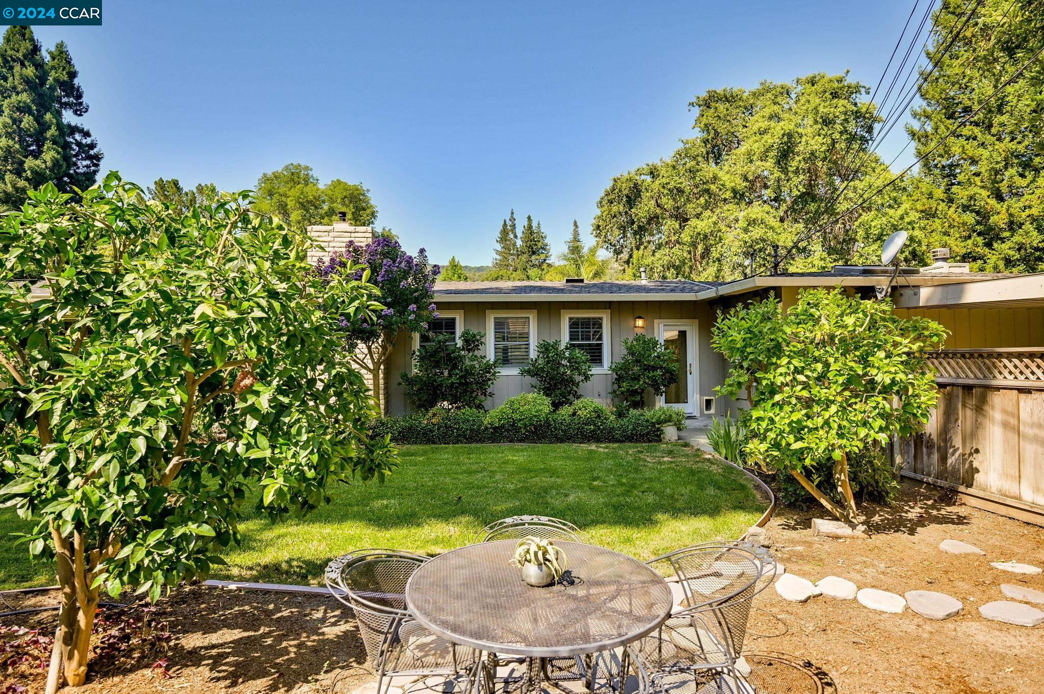1534 Las Trampas Rd