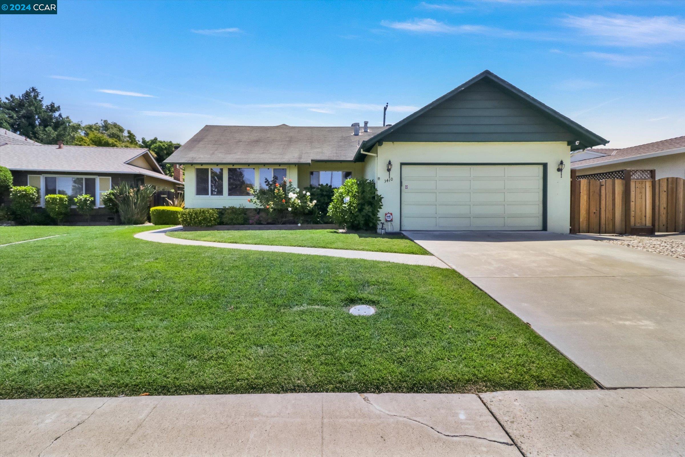 3410 Eden Dr