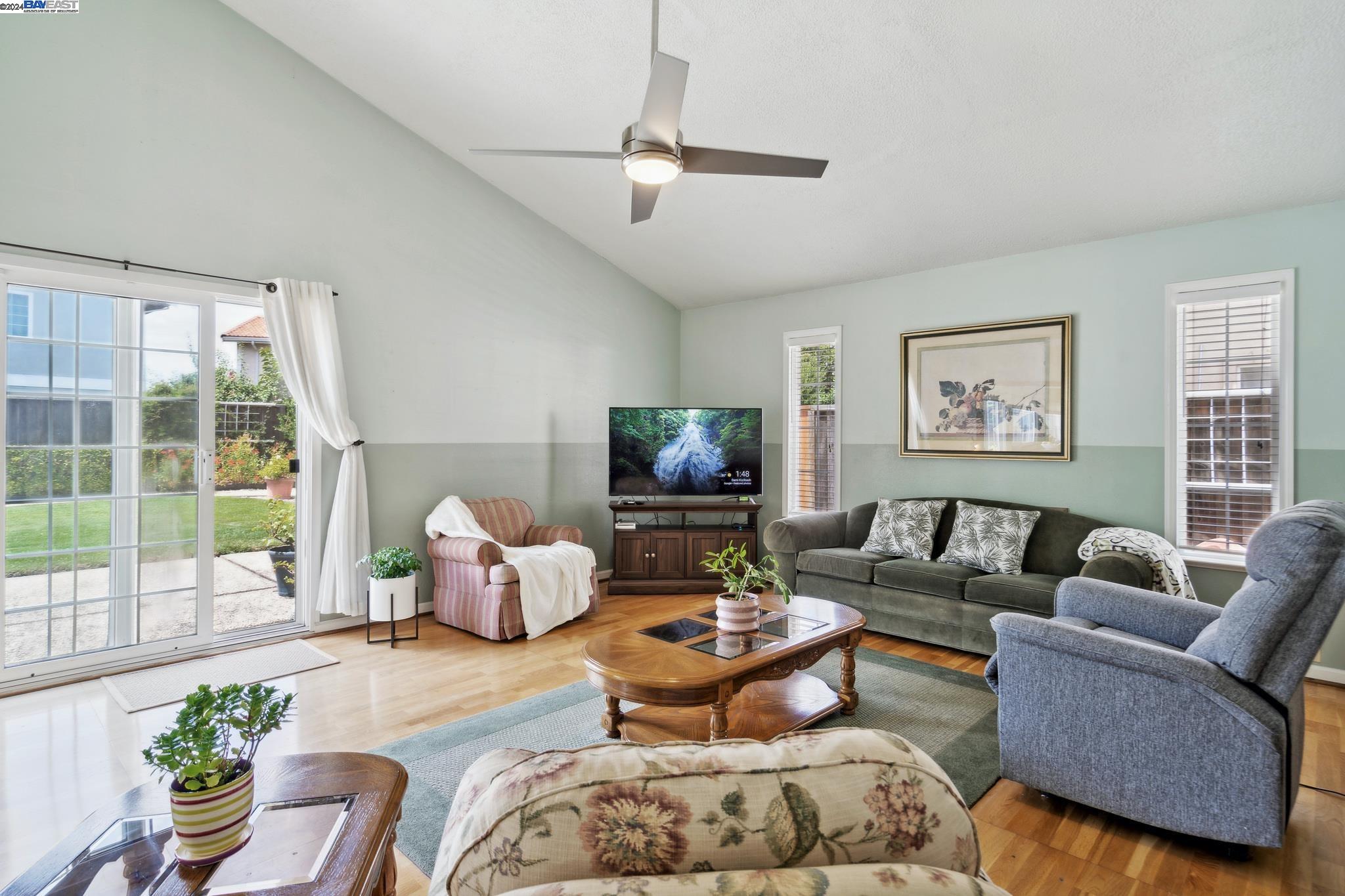 3419 Lake Arrowhead Ave