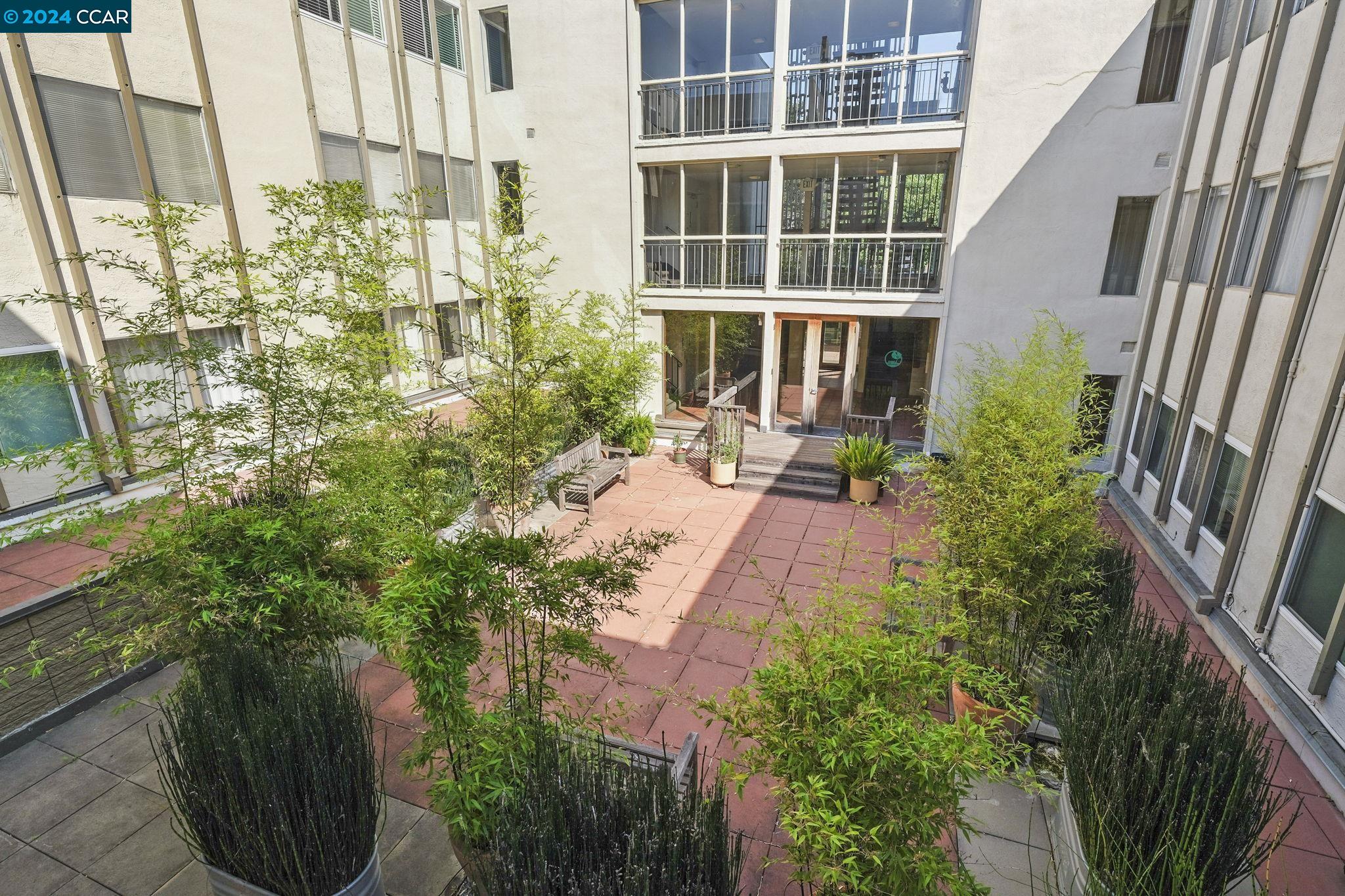 360 Vernon St # 212