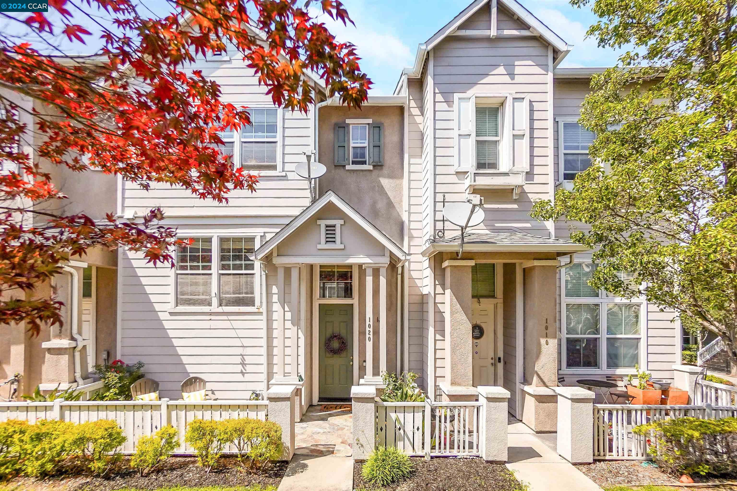 1020 Summer Ln