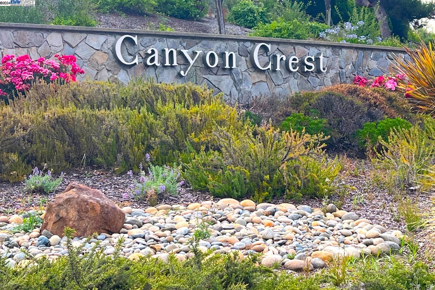 4045 Canyon Crest Rd, W