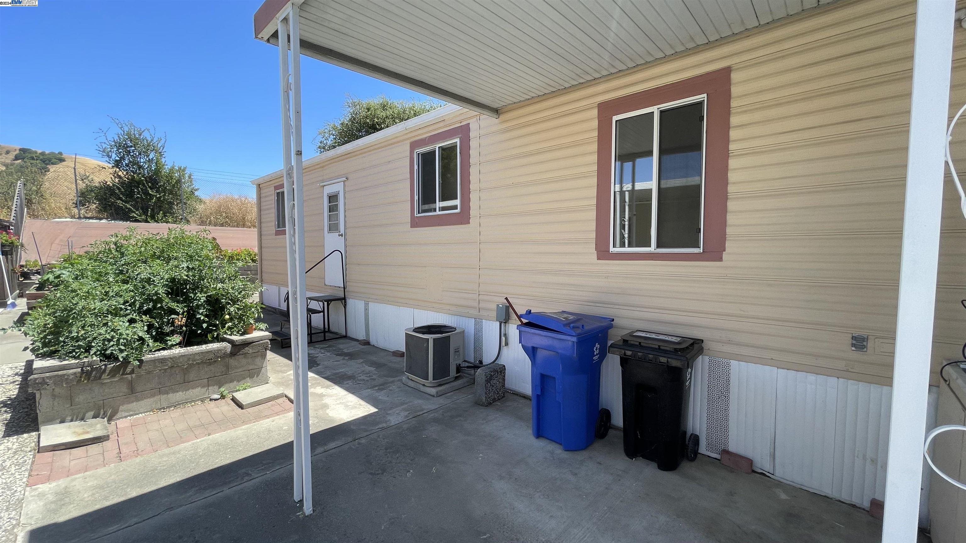 711 Old Canyon Rd # 21