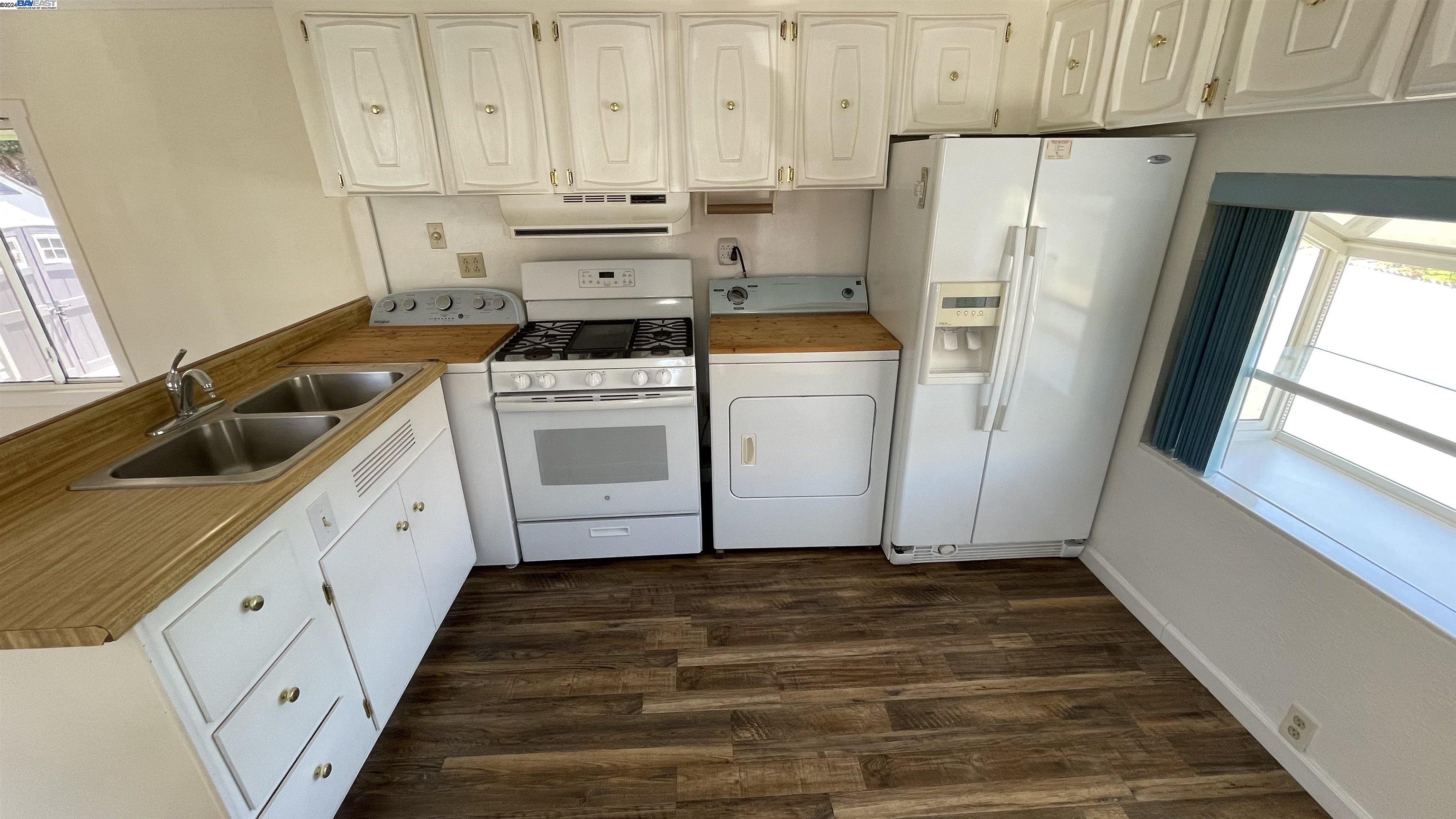 711 Old Canyon Rd # 21