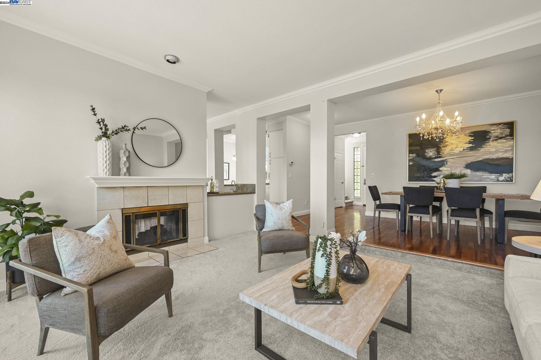 1300 Canyon Side Ave