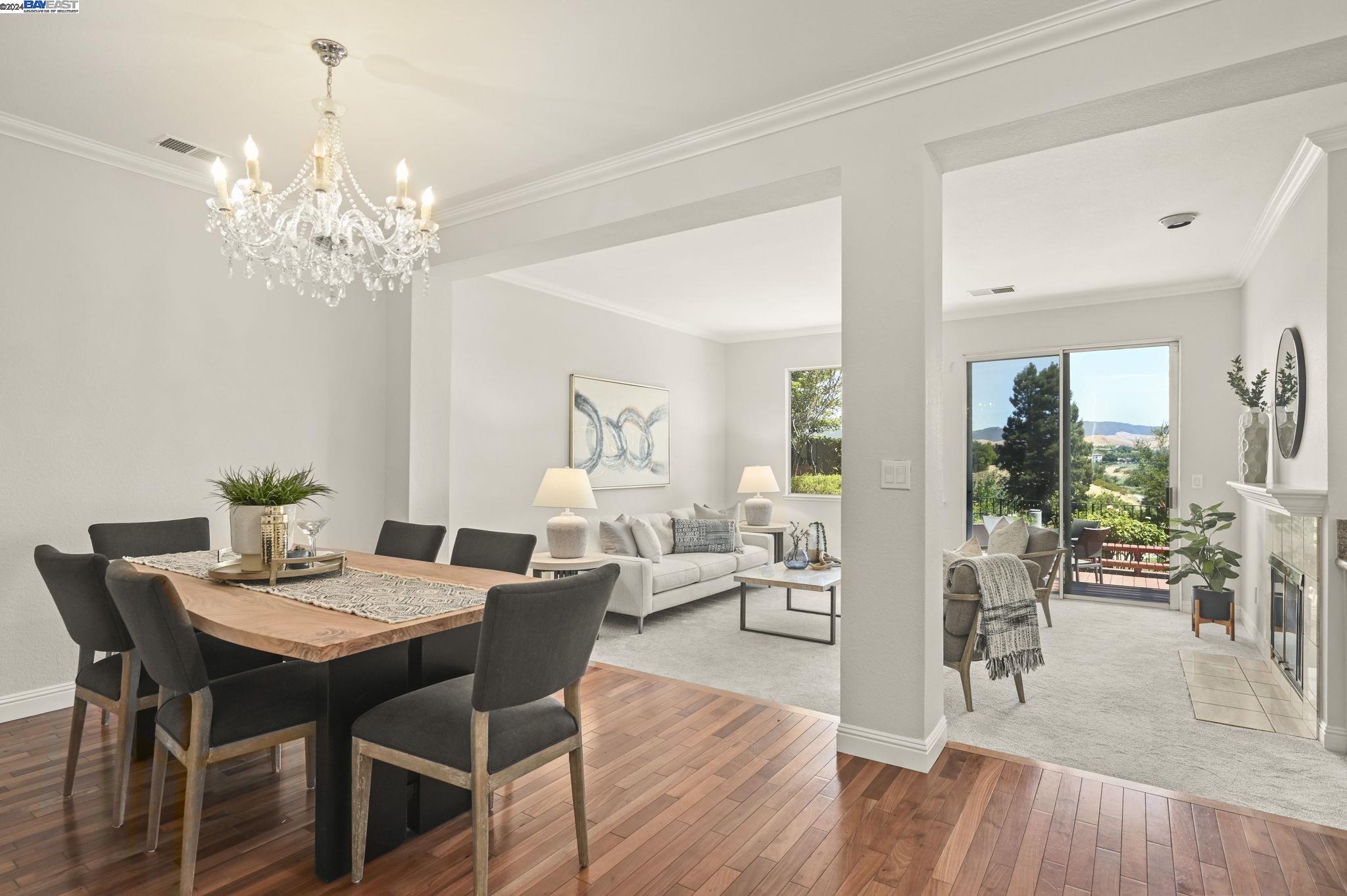 1300 Canyon Side Ave