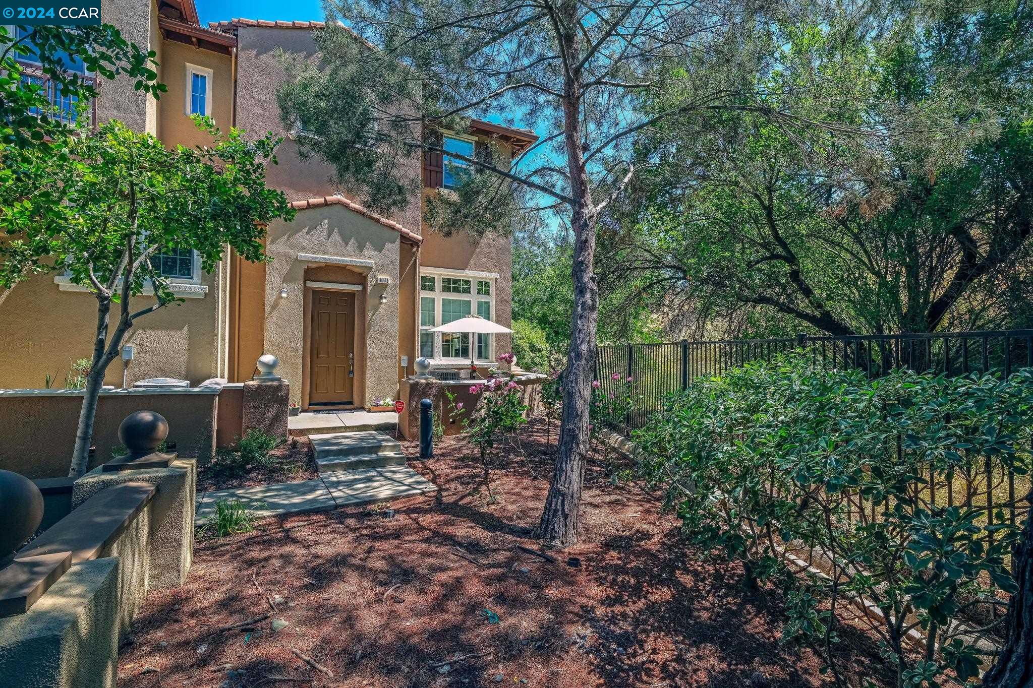 1311 Trailside Circle