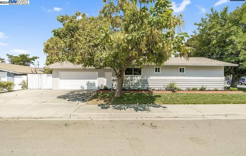 618 Falcon Way