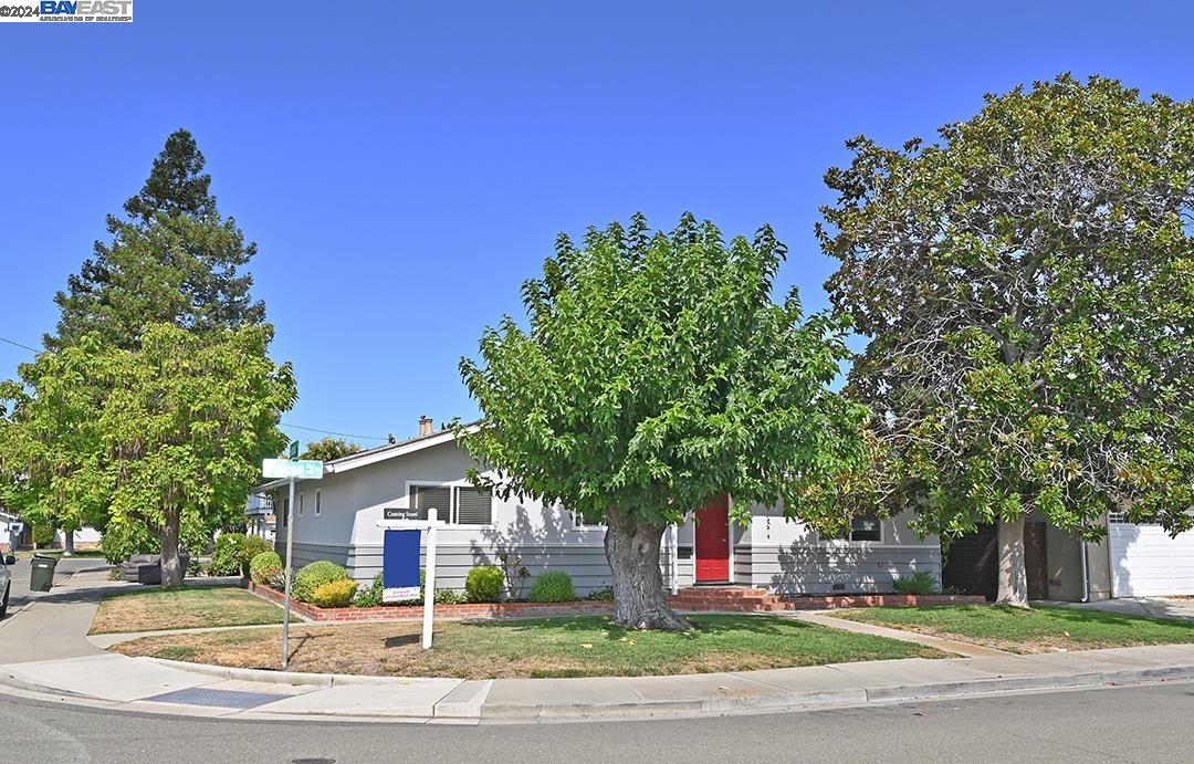 618 Falcon Way