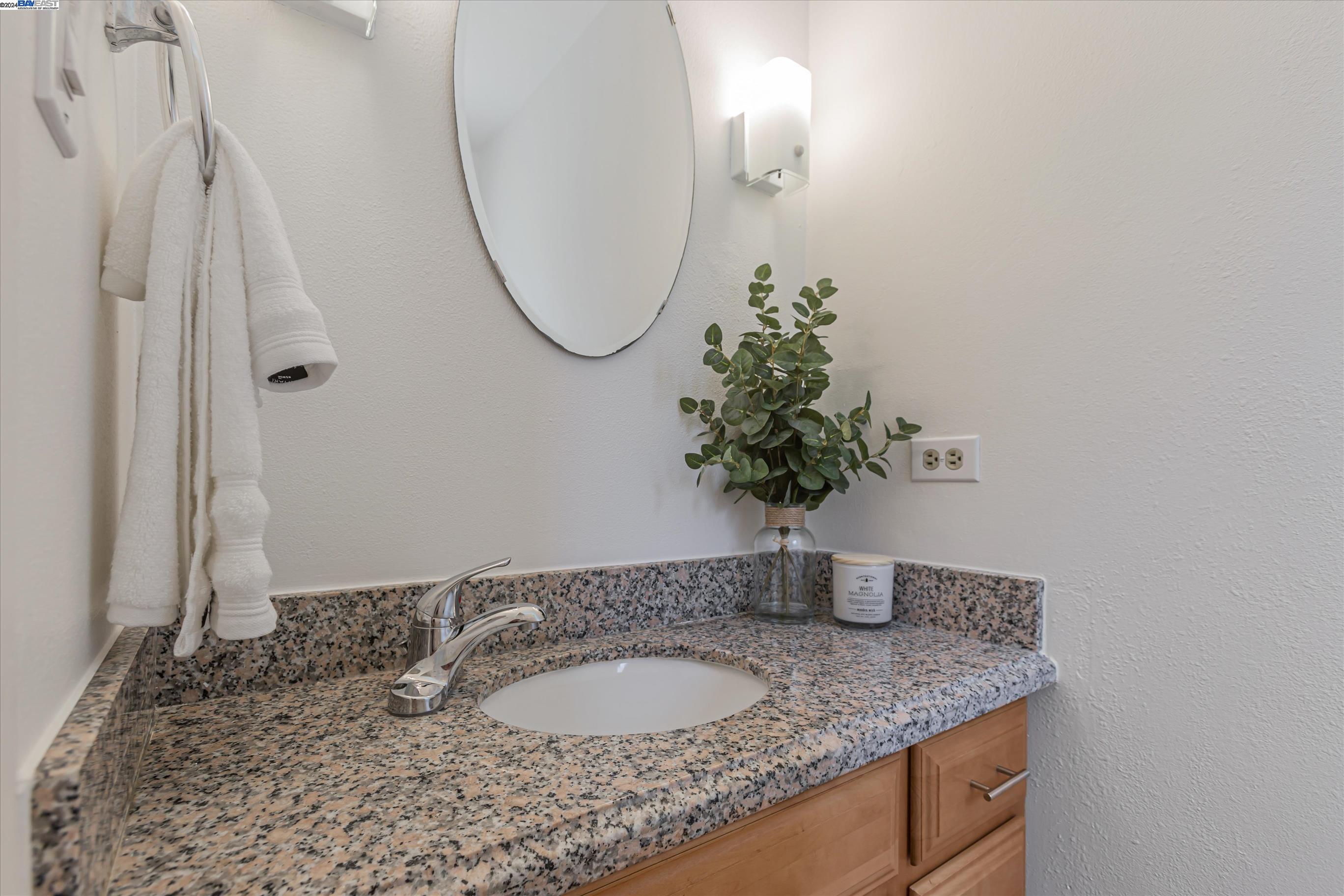 2129 Ascot Drive # 18