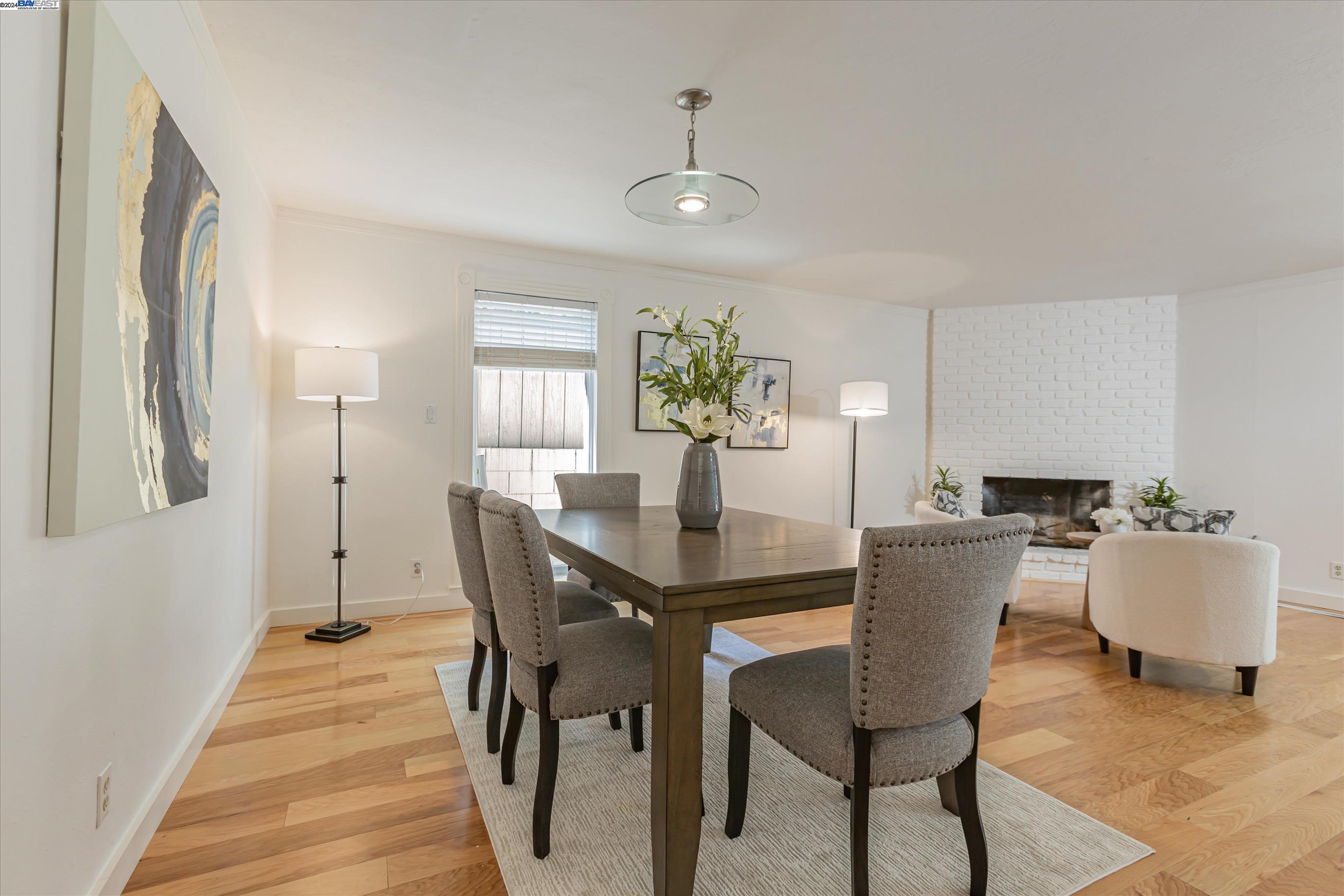 2129 Ascot Drive # 18