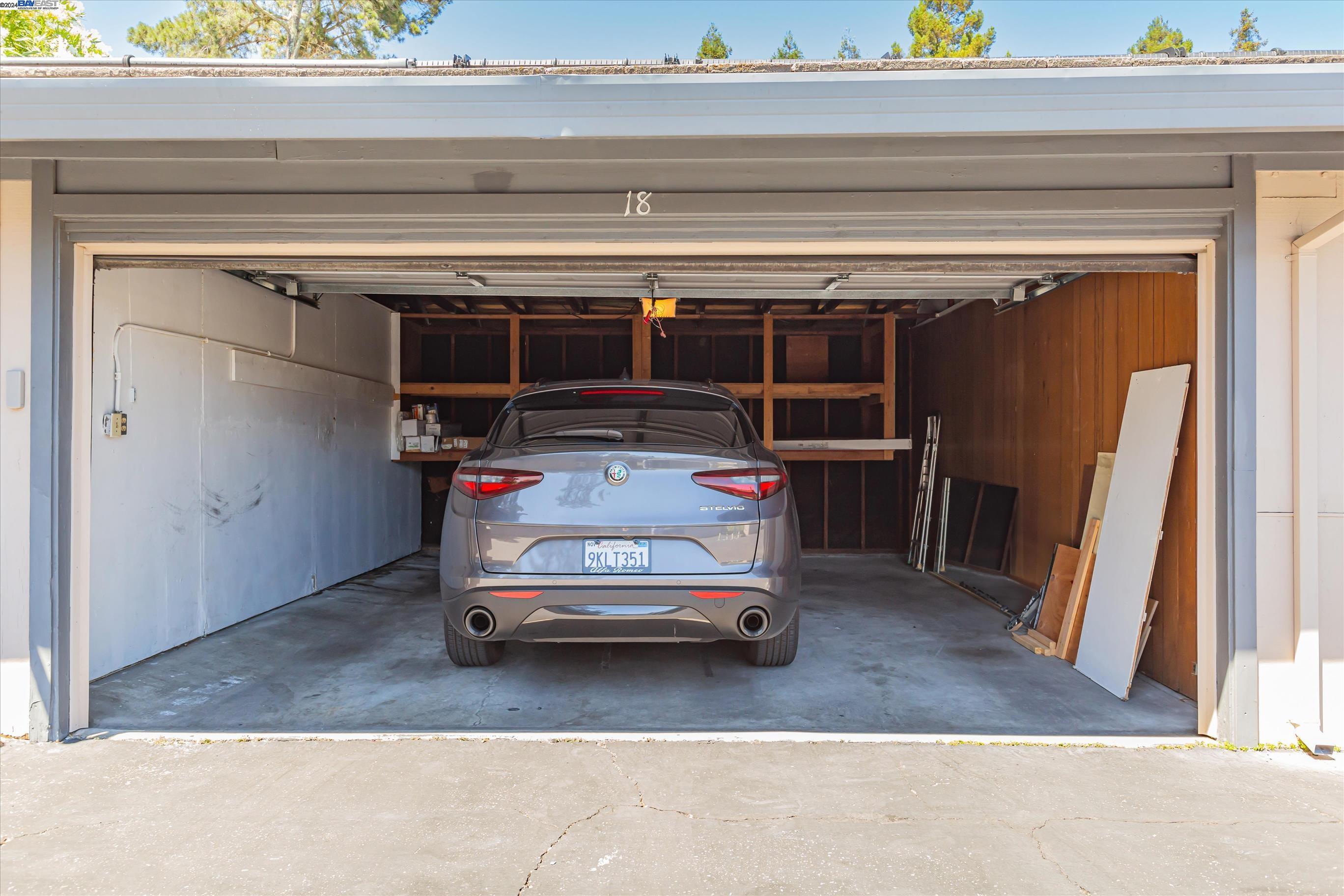 2129 Ascot Drive # 18
