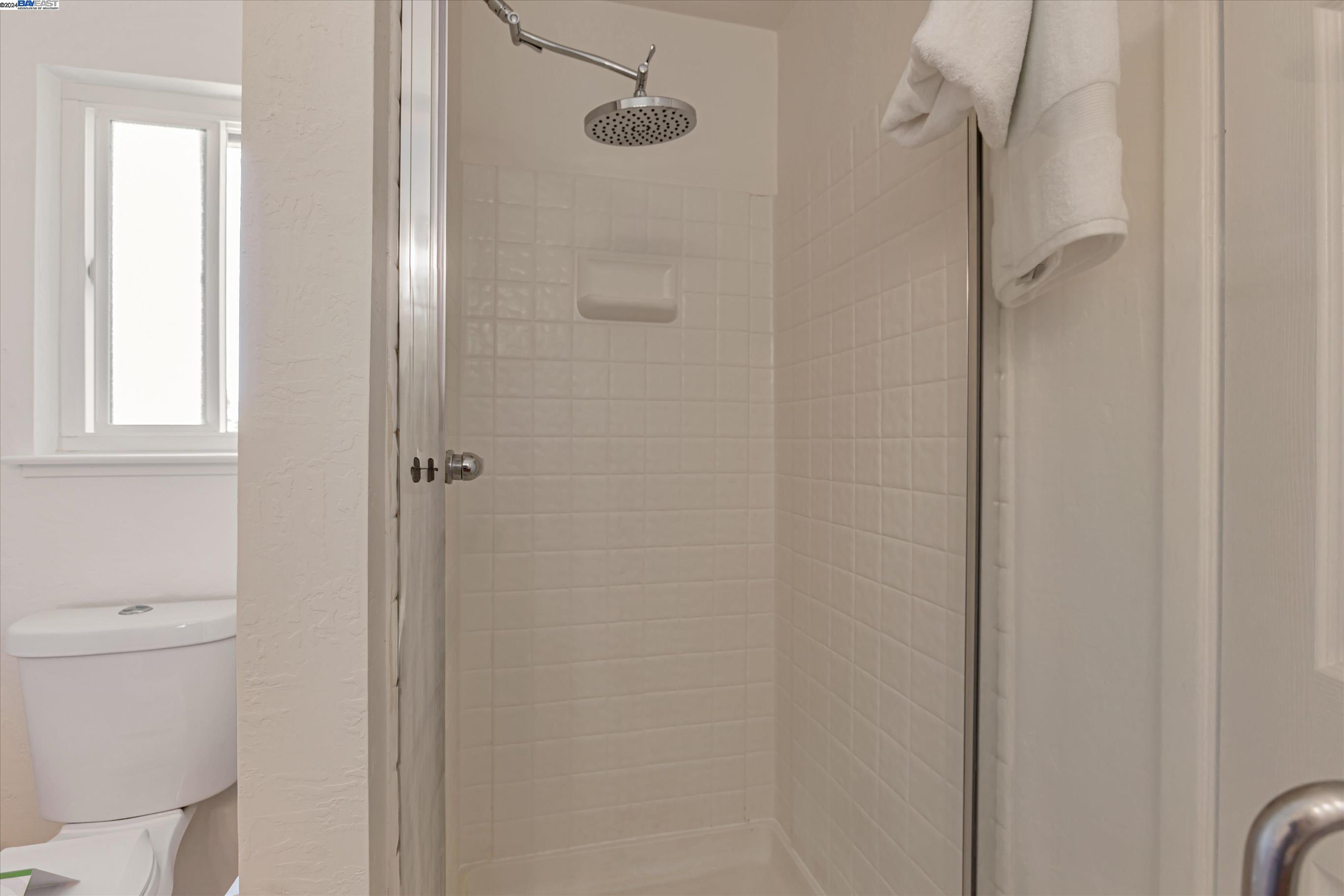 2129 Ascot Drive # 18