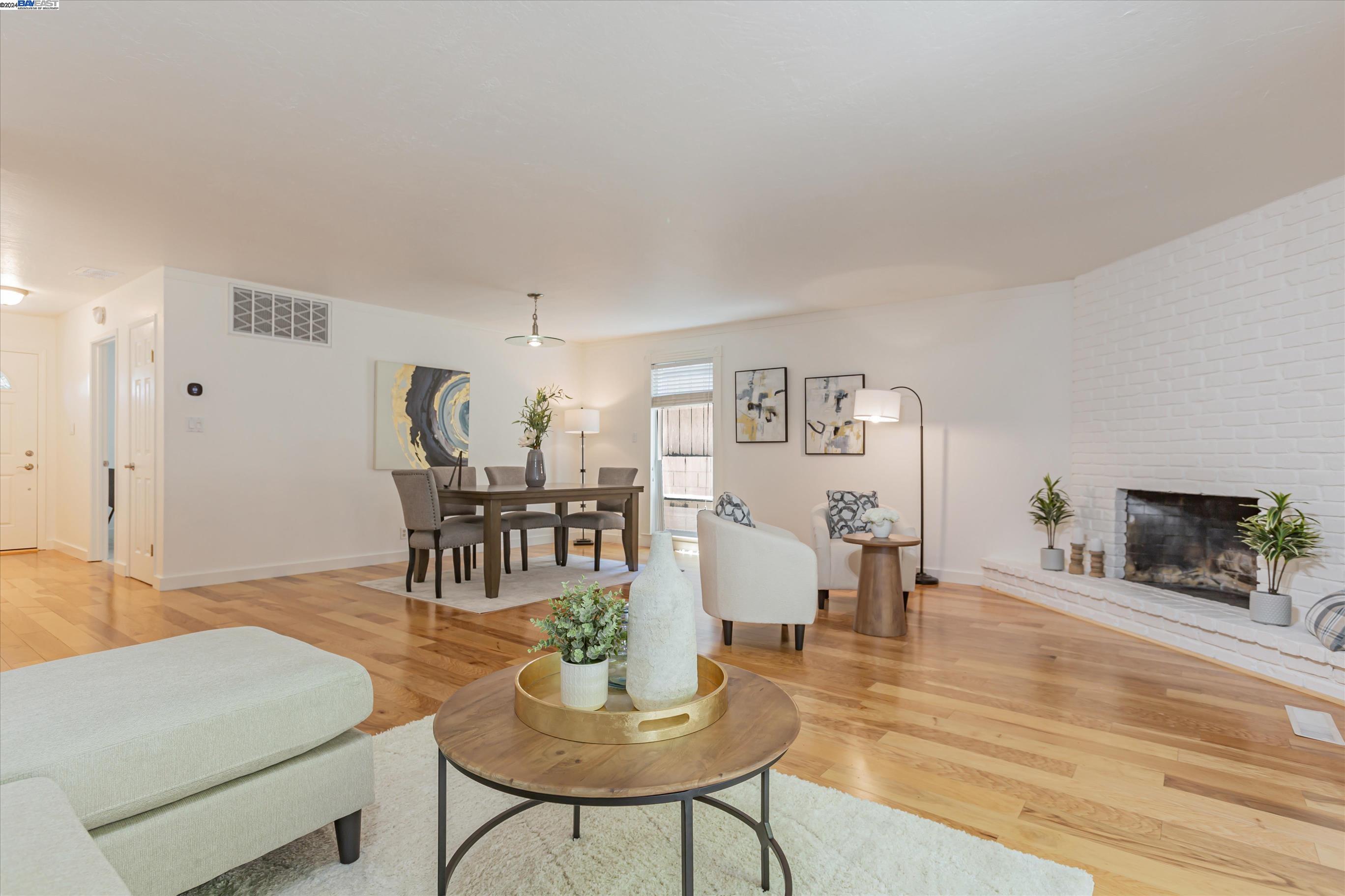 2129 Ascot Drive # 18