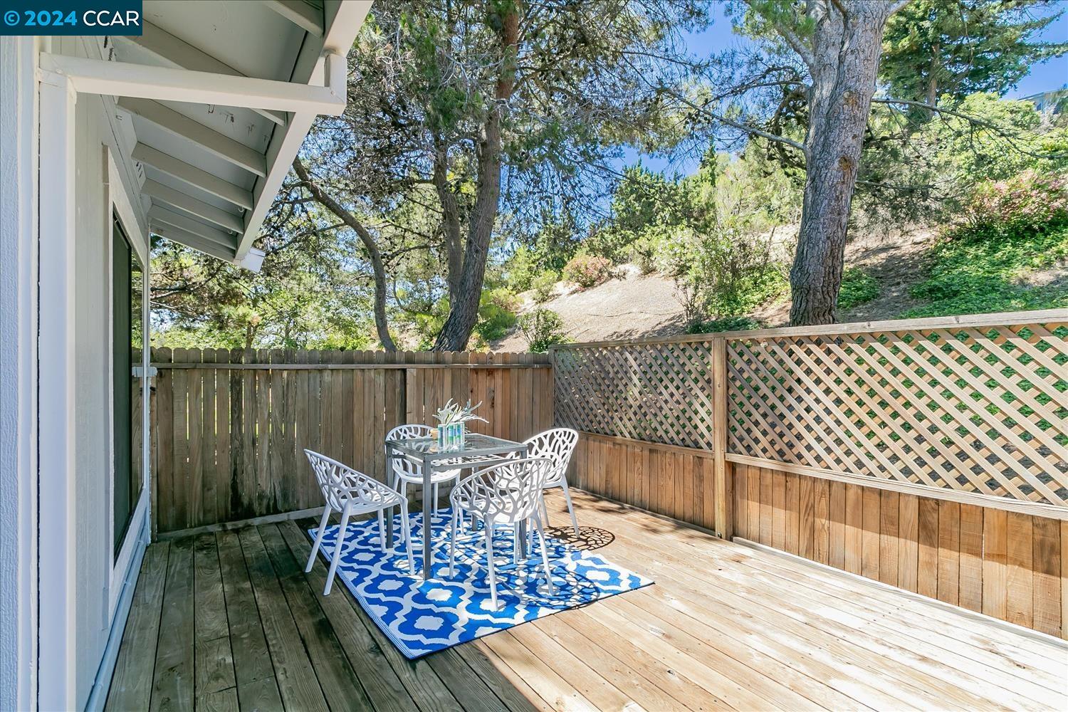 2259 Clearview Cir