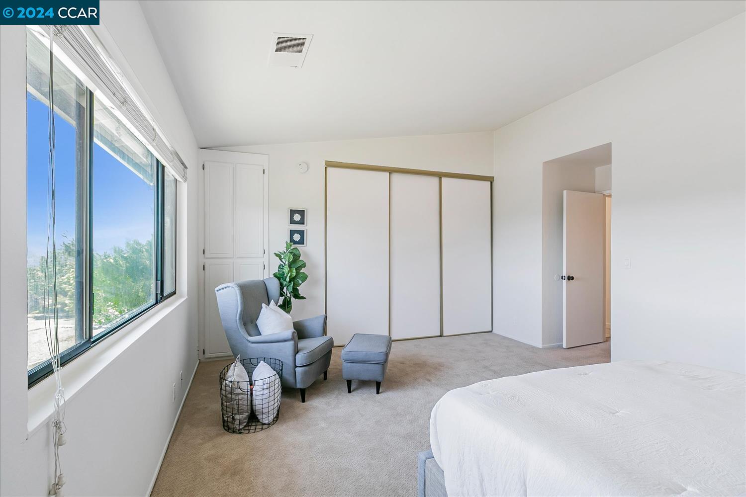 2259 Clearview Cir