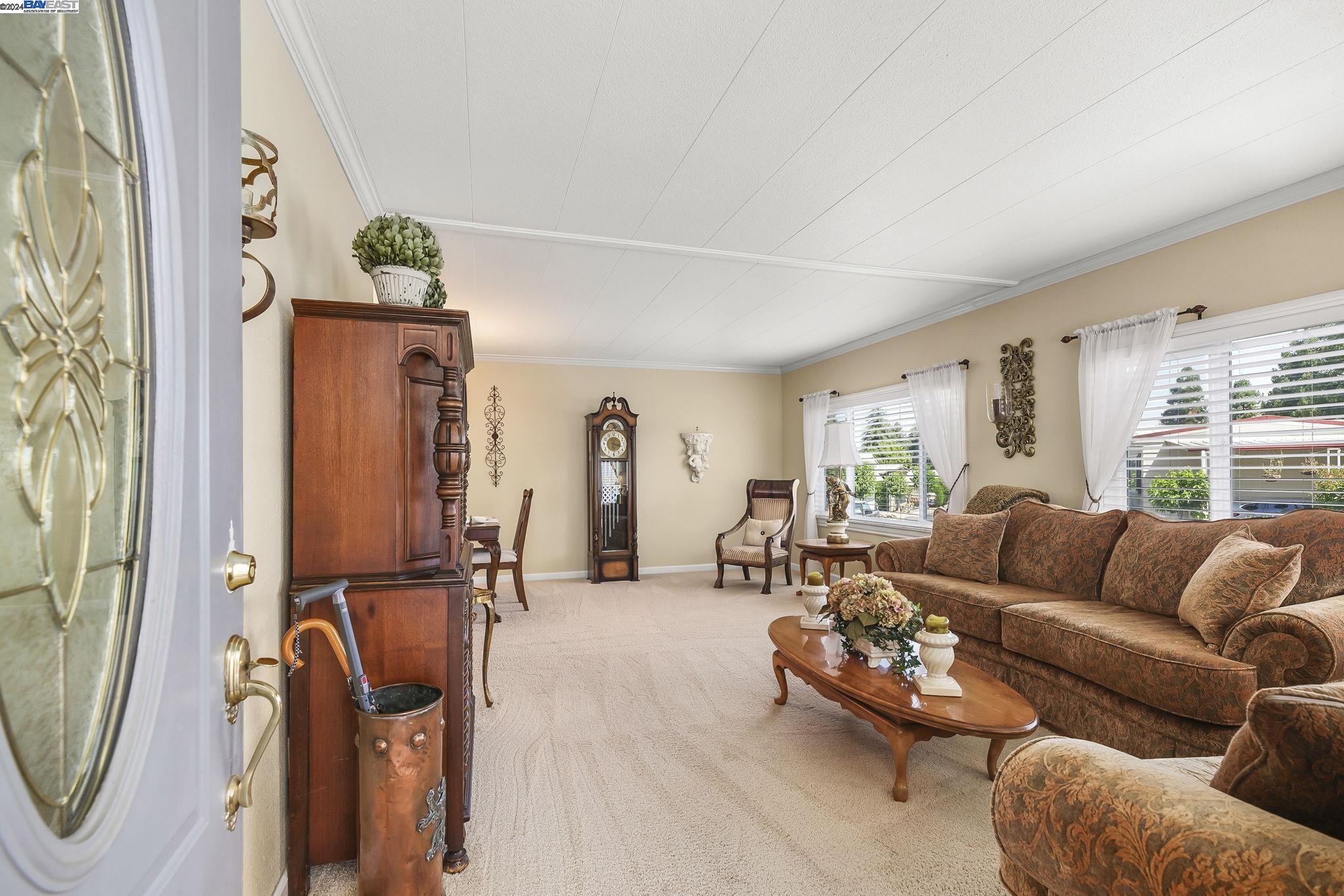 3231 Vineyard Ave., #4 # 4