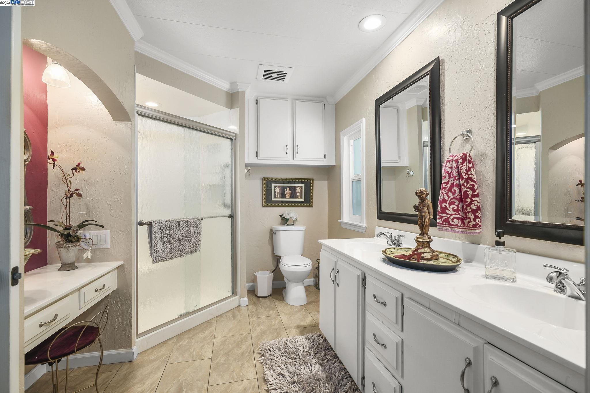 3231 Vineyard Ave., #4 # 4