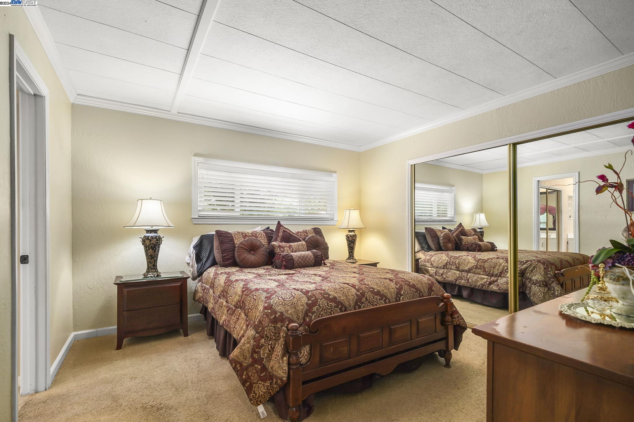 3231 Vineyard Ave., #4 # 4