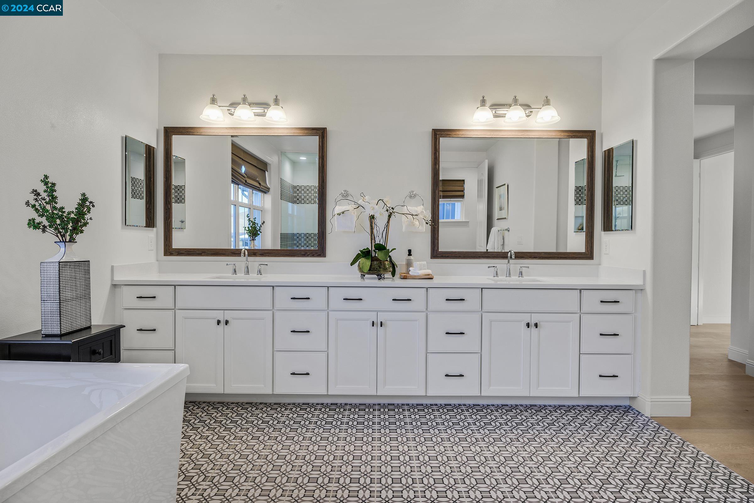 3002 Delamar Dr