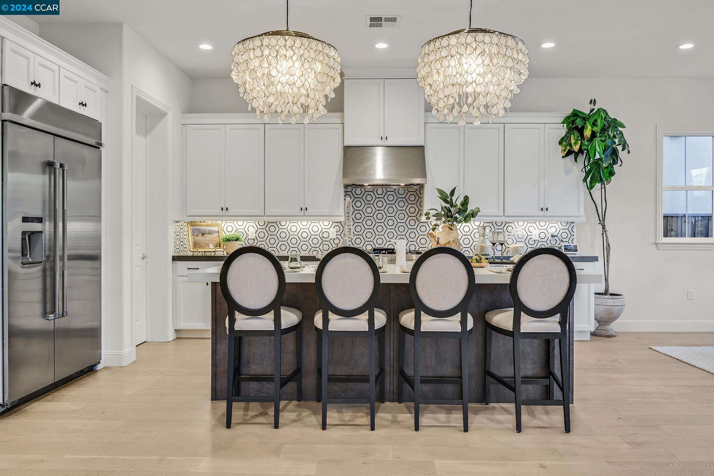 3002 Delamar Dr