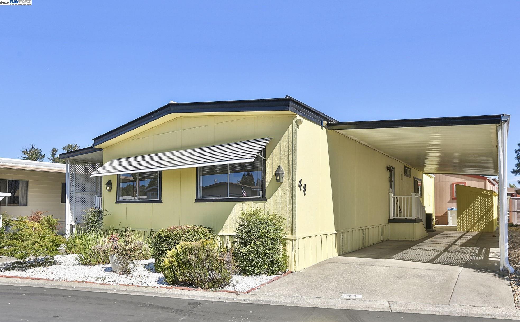 3263 Vineyard Ave., #44 # 44