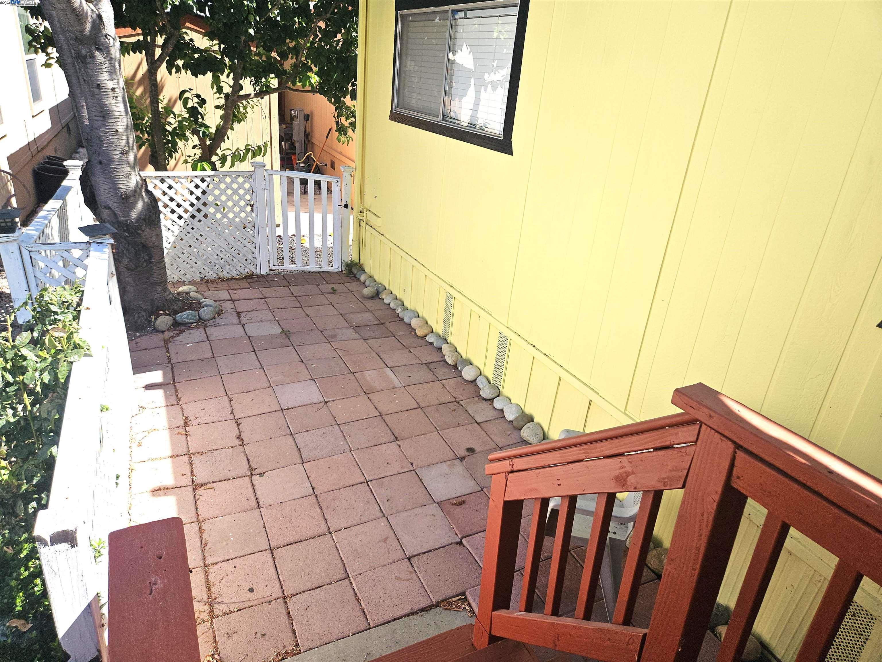 3263 Vineyard Ave., #44 # 44