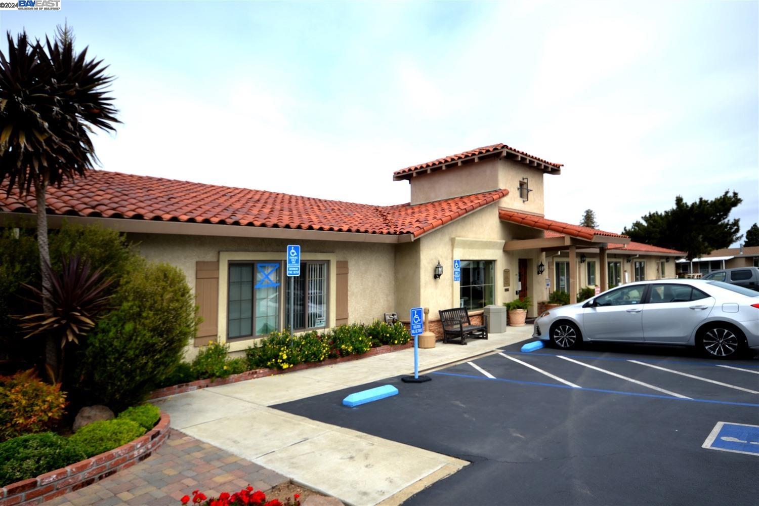 3263 Vineyard Ave., #44 # 44
