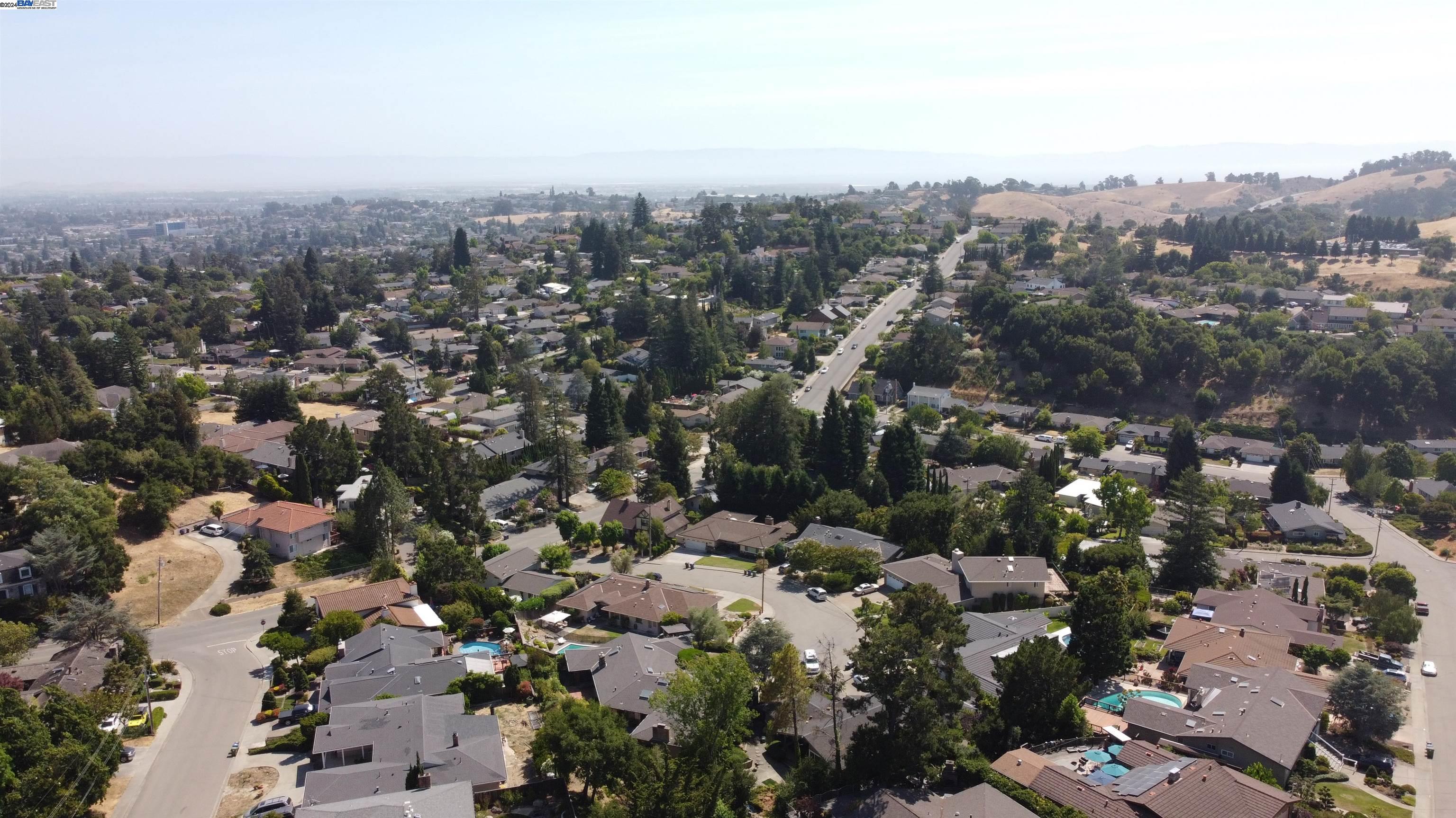 4511 Hillsborough Dr