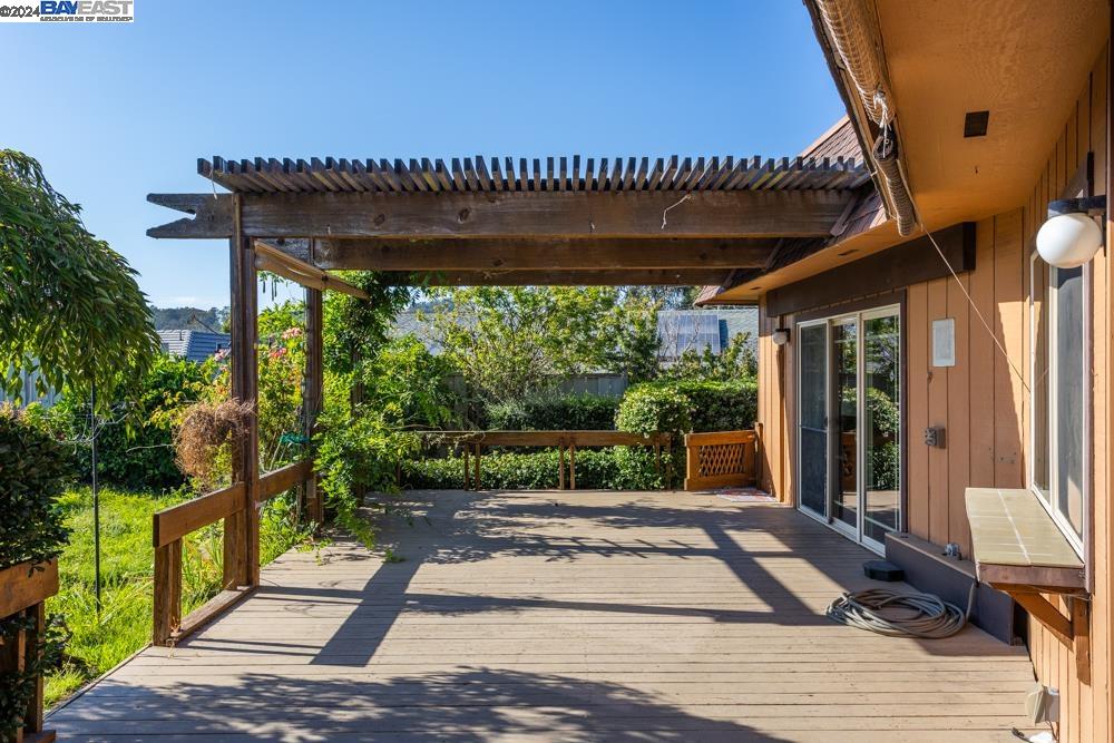 4511 Hillsborough Dr