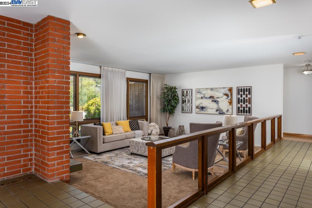 4511 Hillsborough Dr