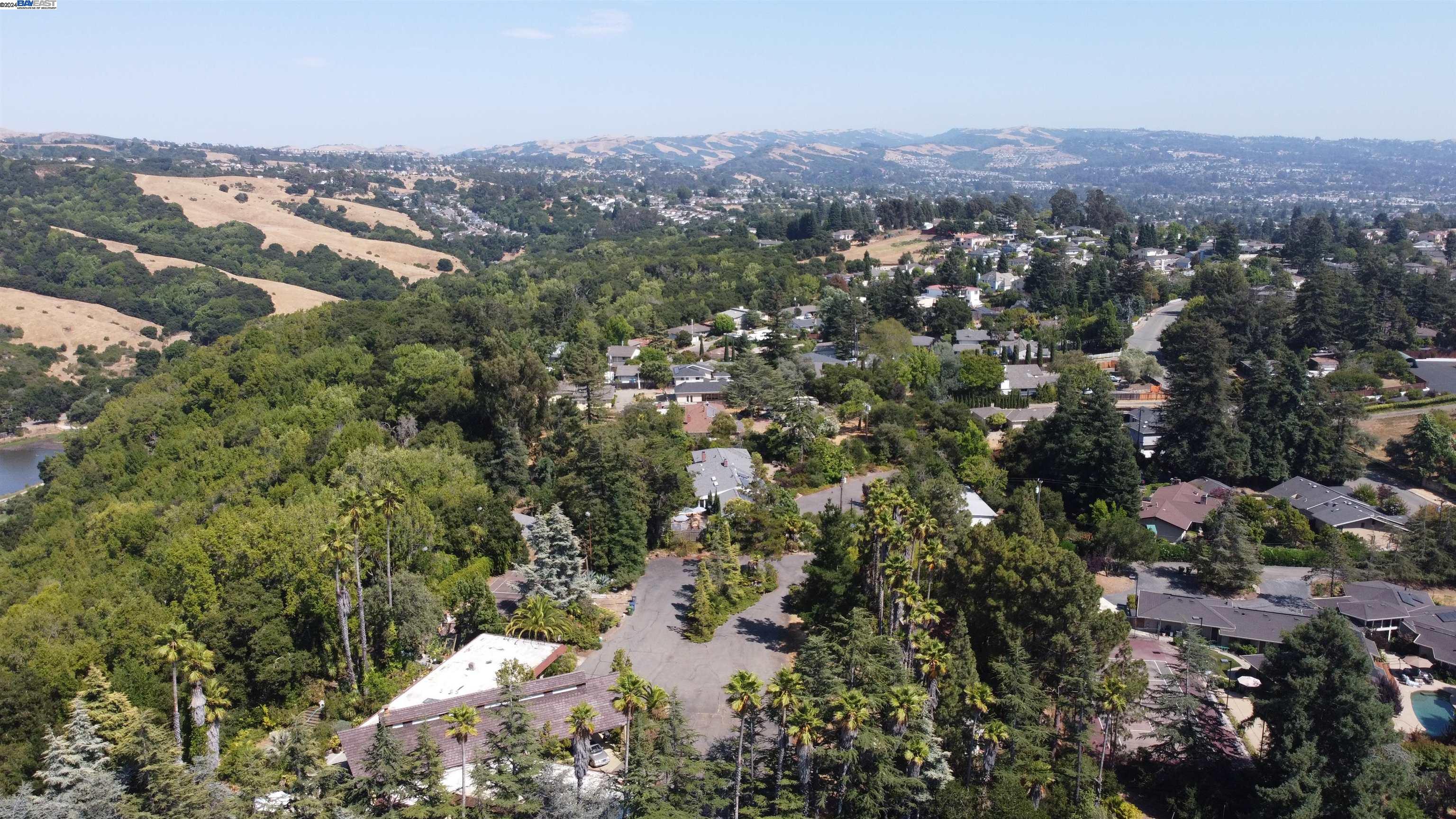 4511 Hillsborough Dr