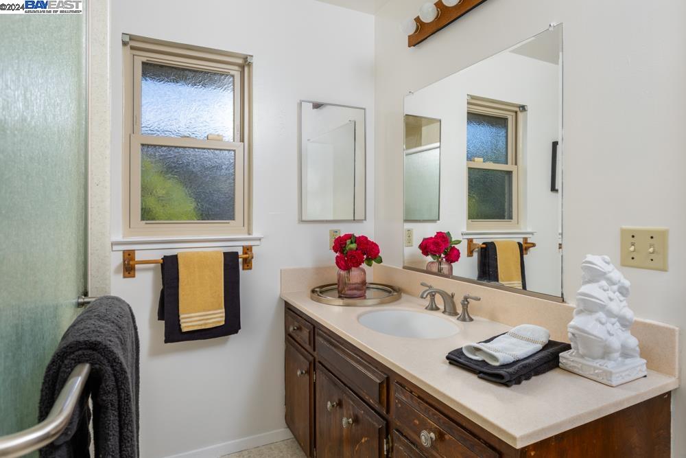 4511 Hillsborough Dr