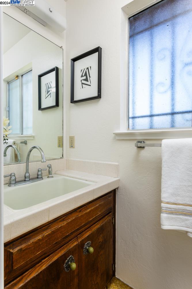 4511 Hillsborough Dr