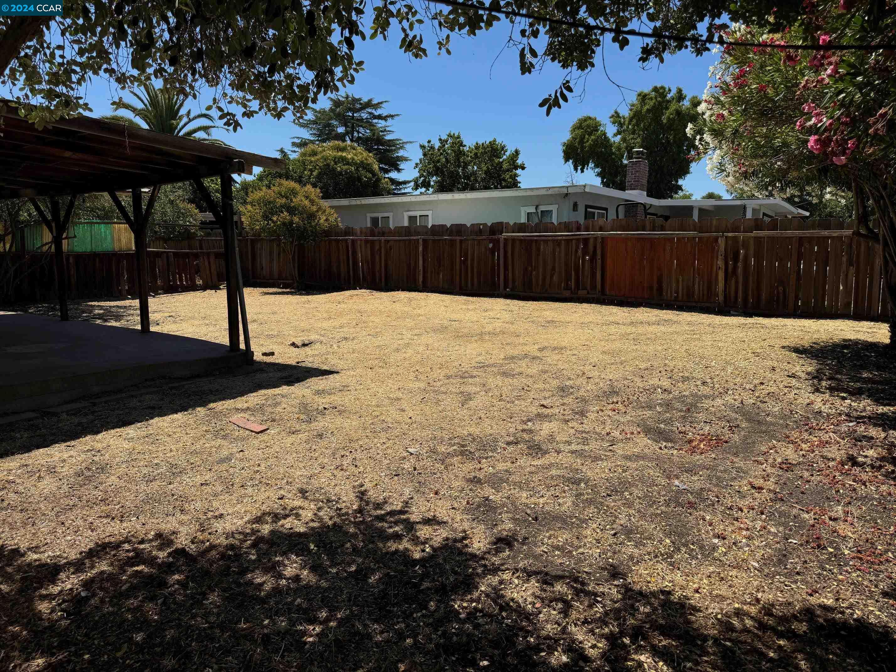 2054 Carmel Dr