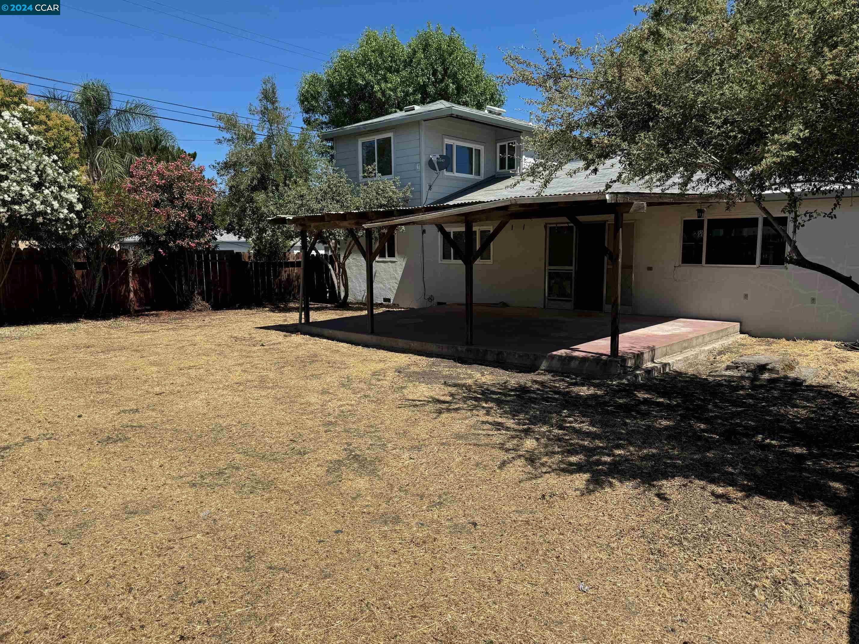 2054 Carmel Dr