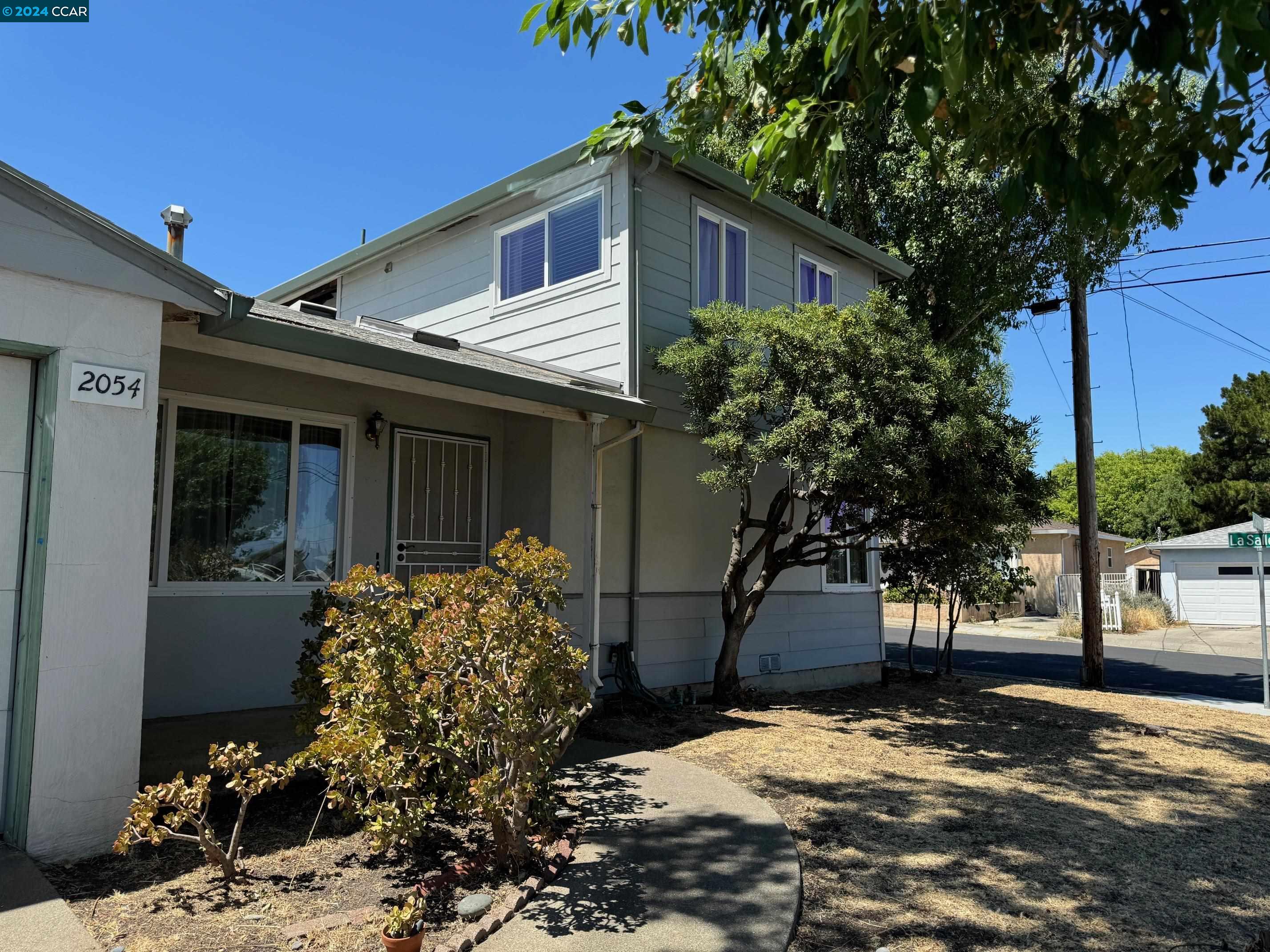 2054 Carmel Dr