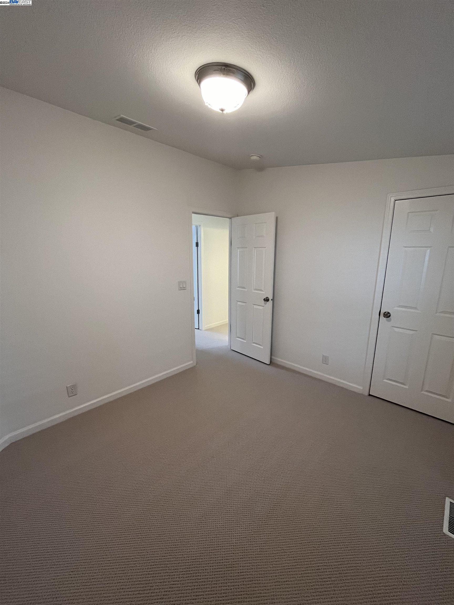 1366 Buckingham Way # 1