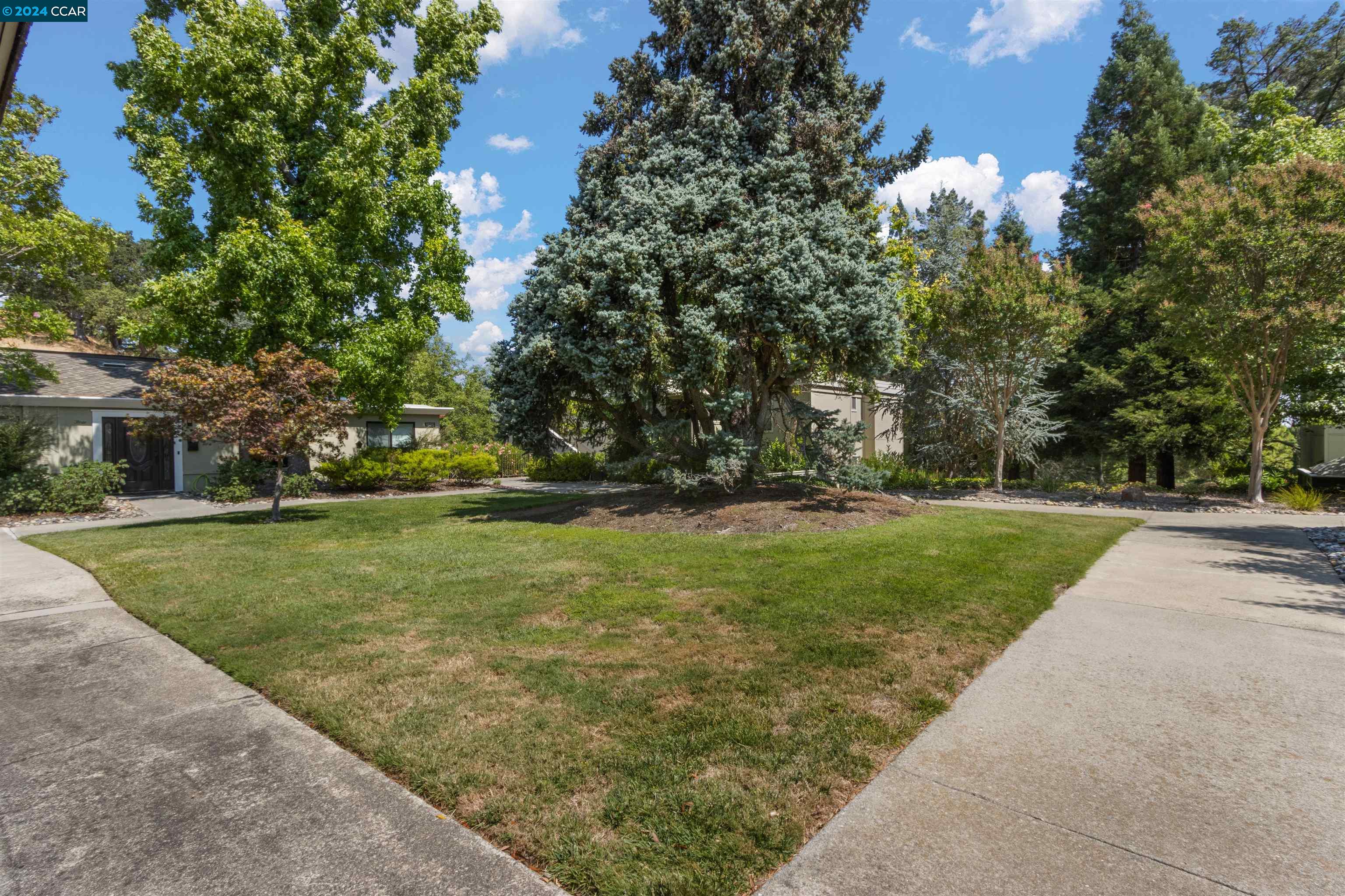 1517 Rockledge Ln # 4