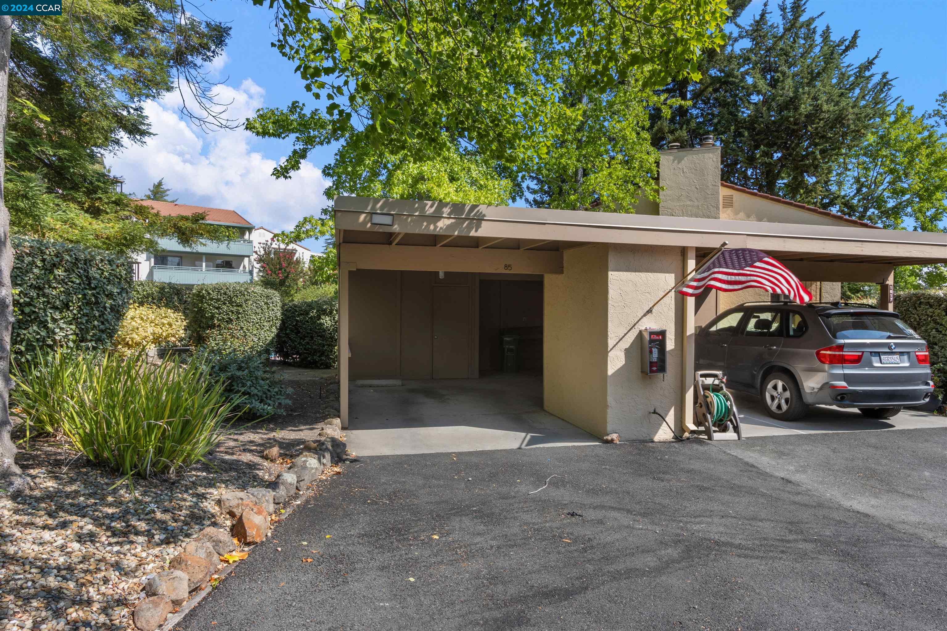 1617 Ptarmigan Dr # 1A