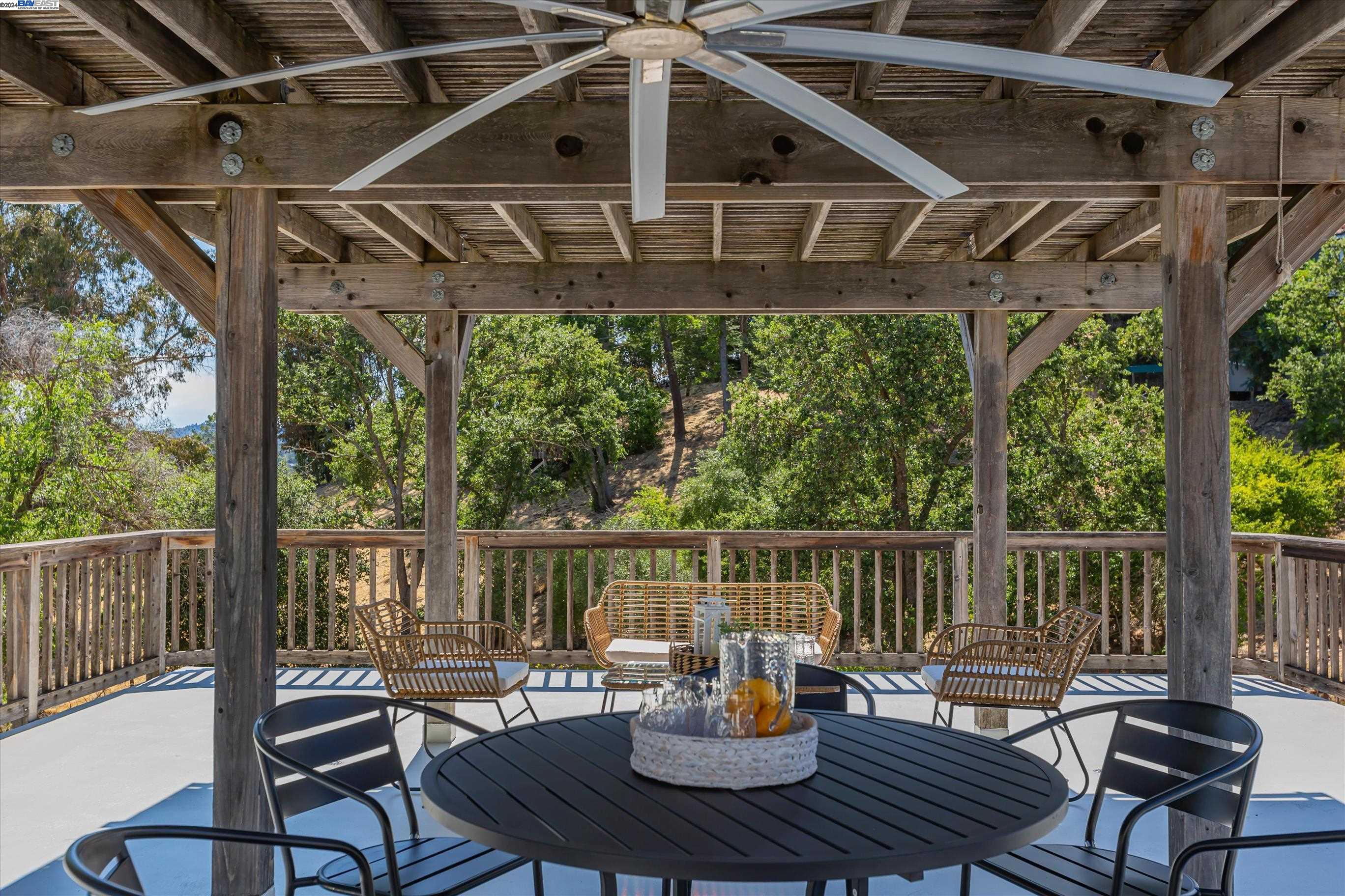 1339 El Curtola Blvd