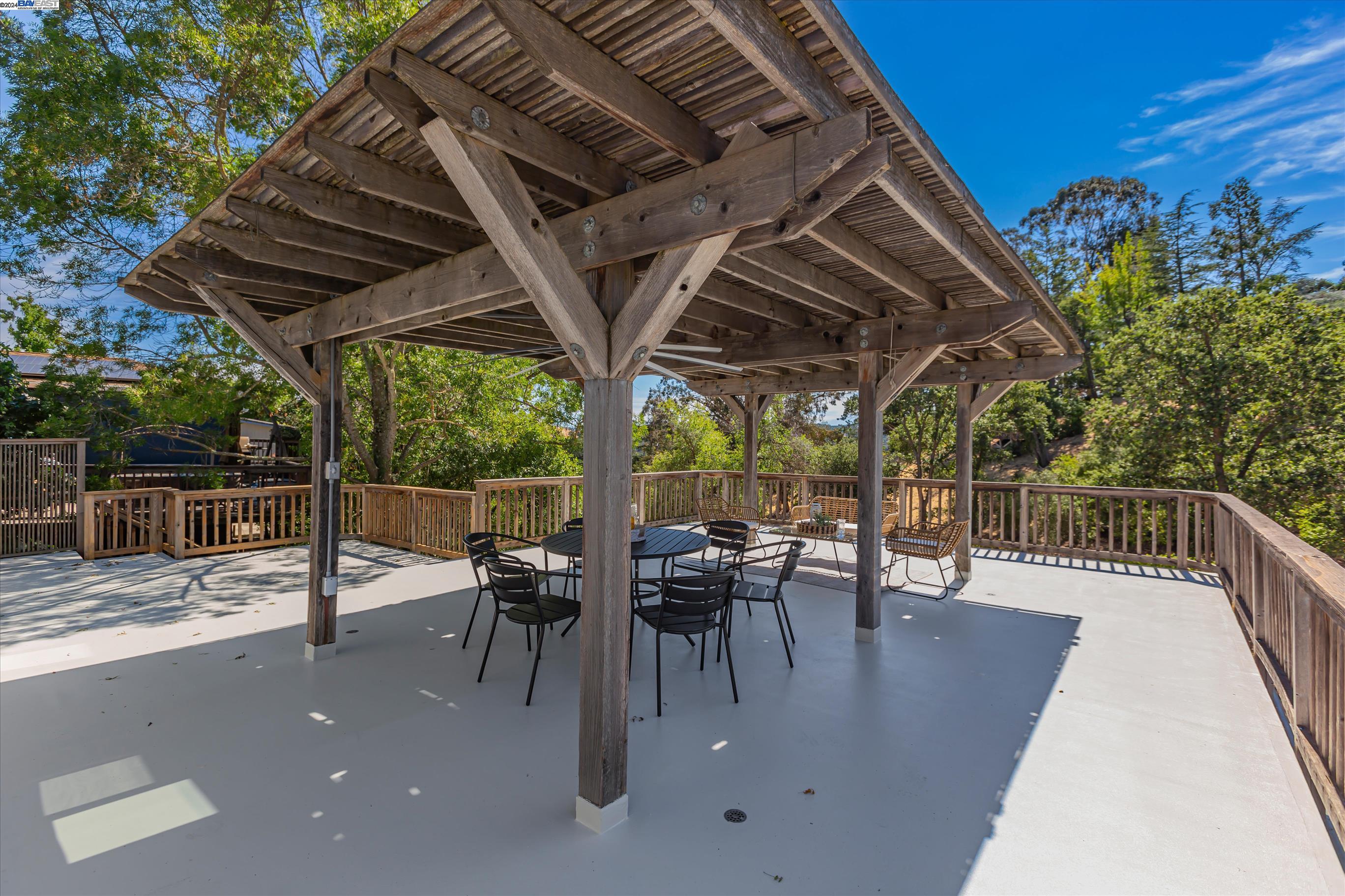 1339 El Curtola Blvd