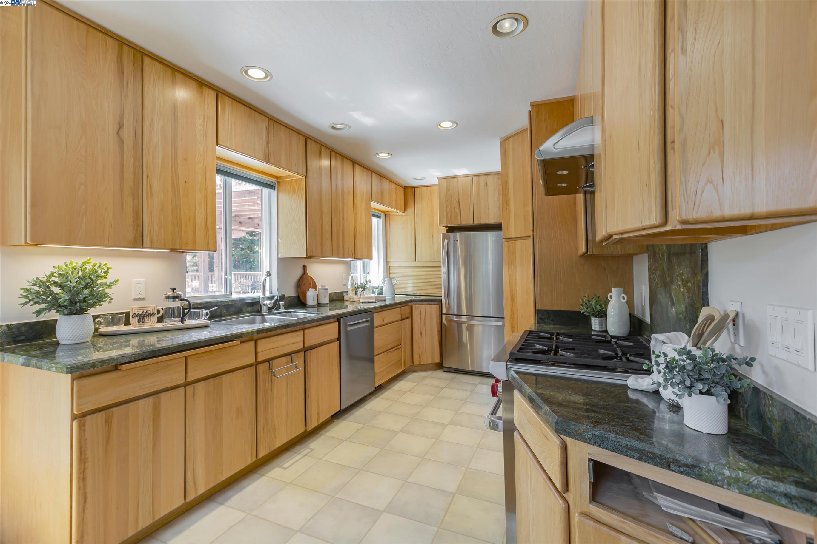 1339 El Curtola Blvd