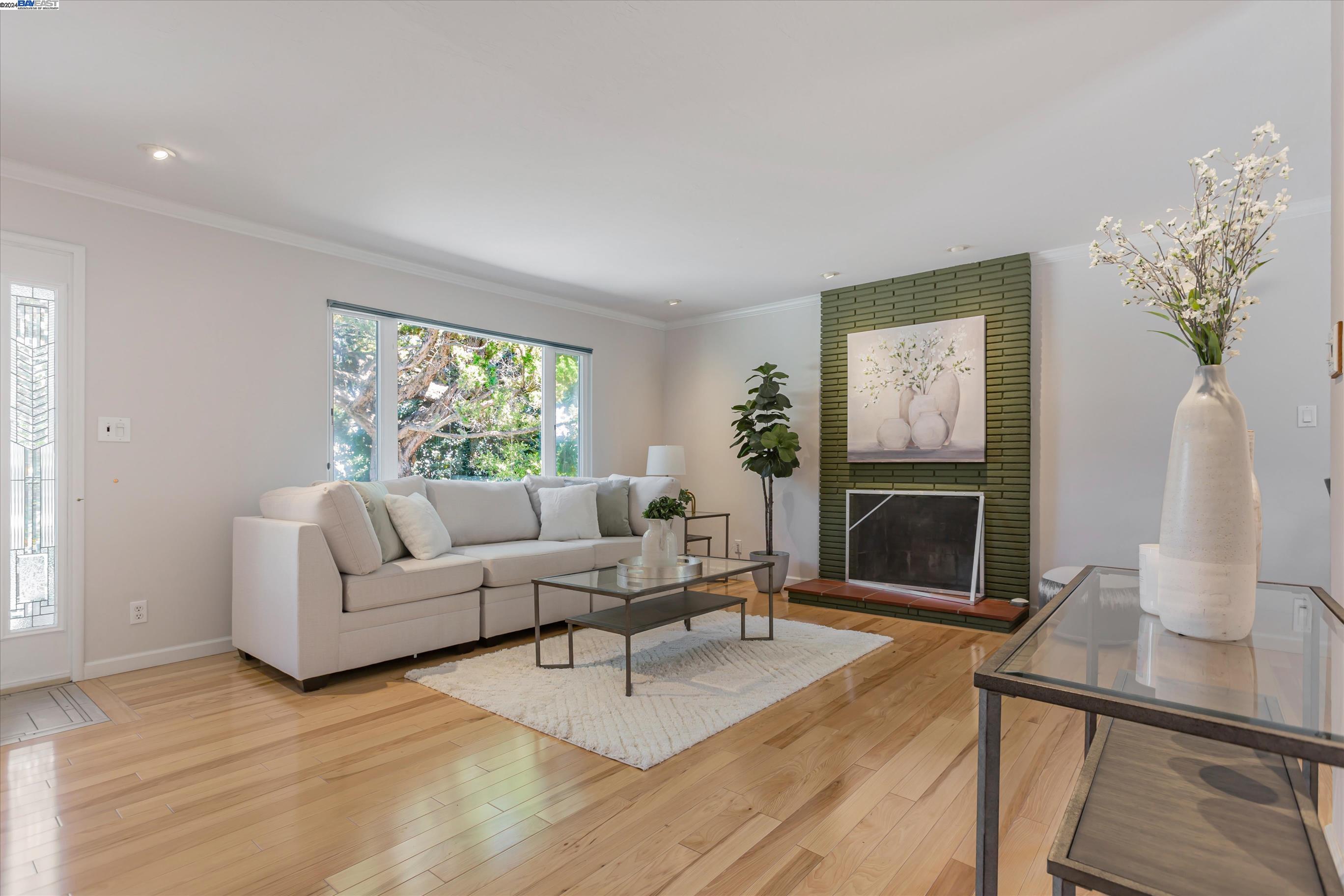 1339 El Curtola Blvd